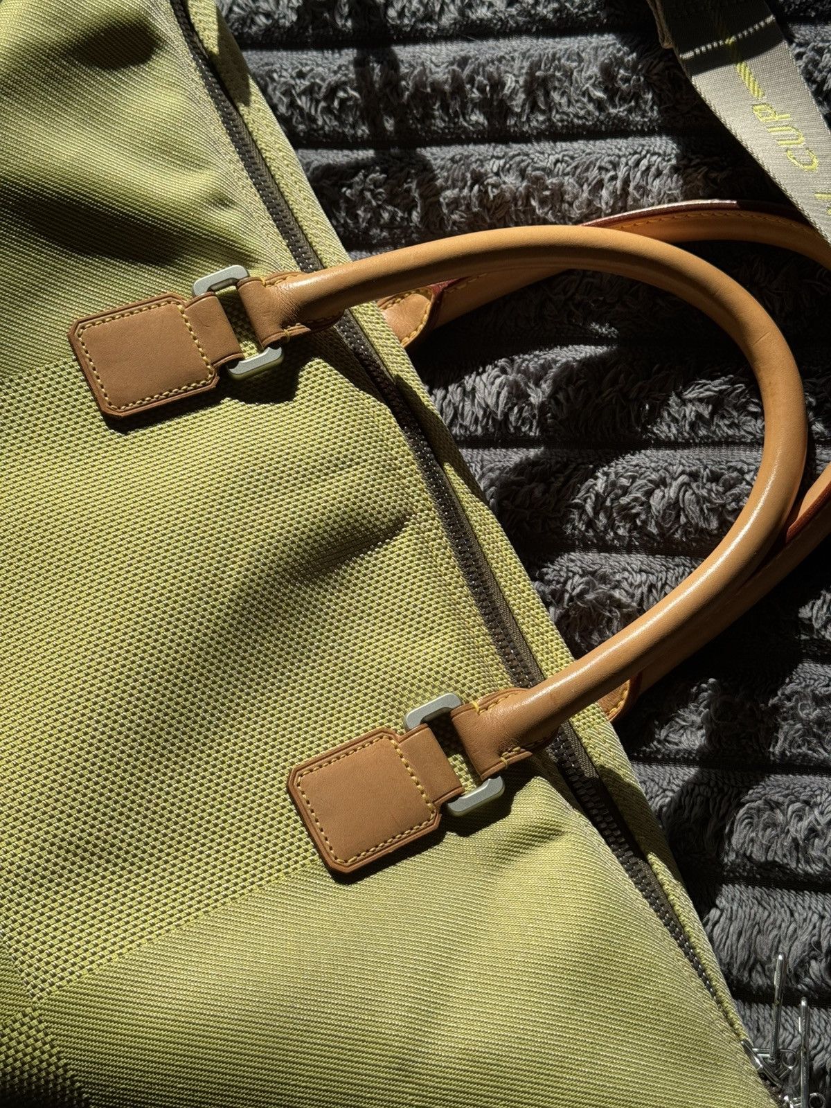 Louis Vuitton Louis Vuitton Limited Edition LV Cup America Cube Bag Size ONE SIZE - 11 Thumbnail