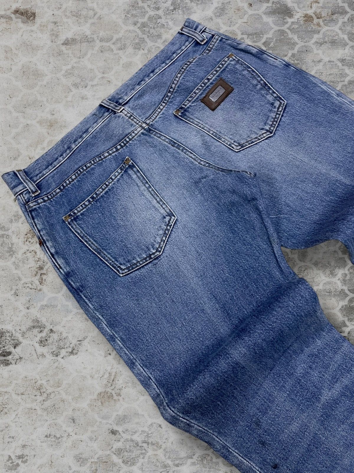 Dolce & Gabbana Vintage Authentic Designer Dolce & Gabbana Distressed Denim Size US 34 / EU 50 - 14 Thumbnail