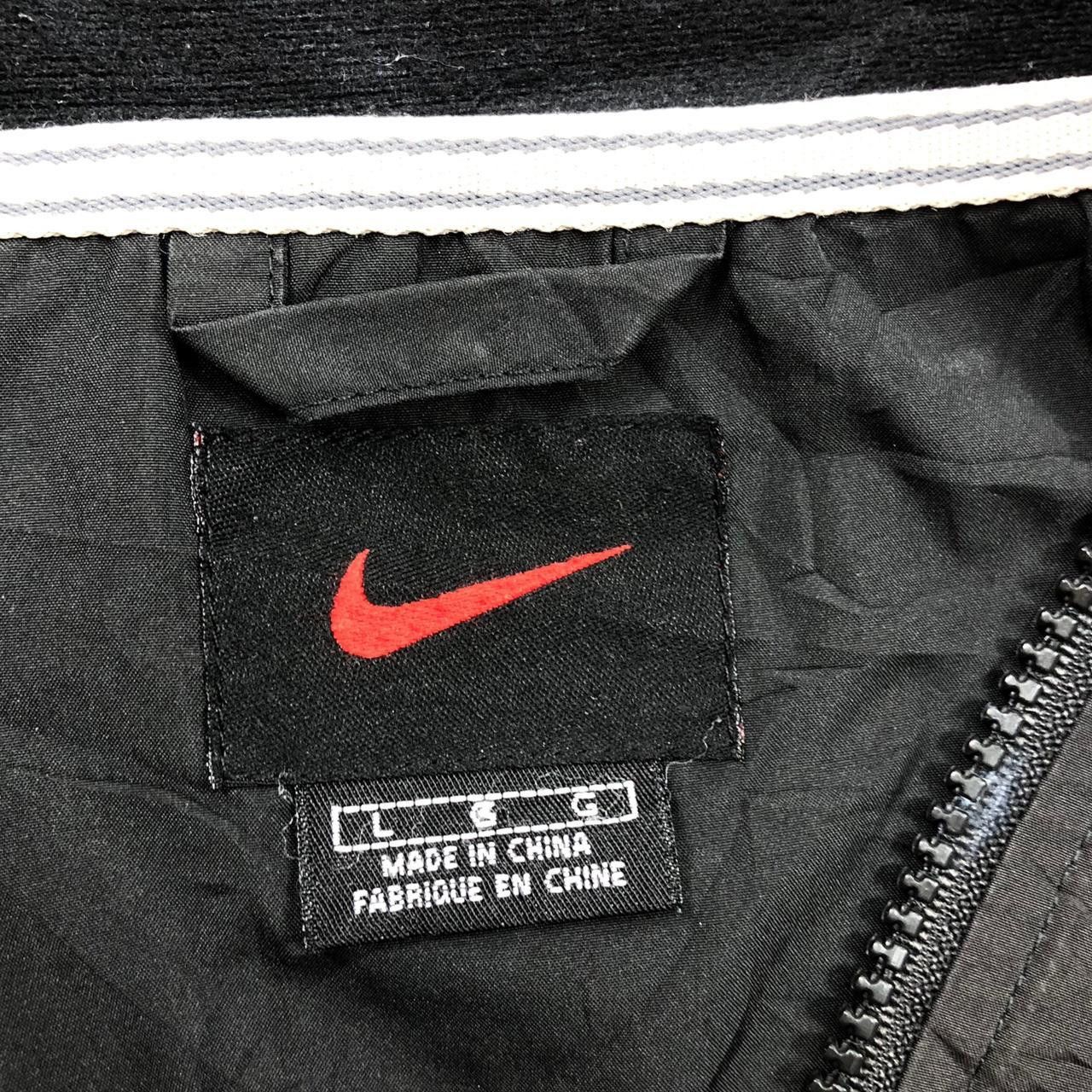 Nike Vintage NIKE USA SWOOSH Side Logo Coach Jacket Windbreaker Size US L / EU 52-54 / 3 - 5 Thumbnail