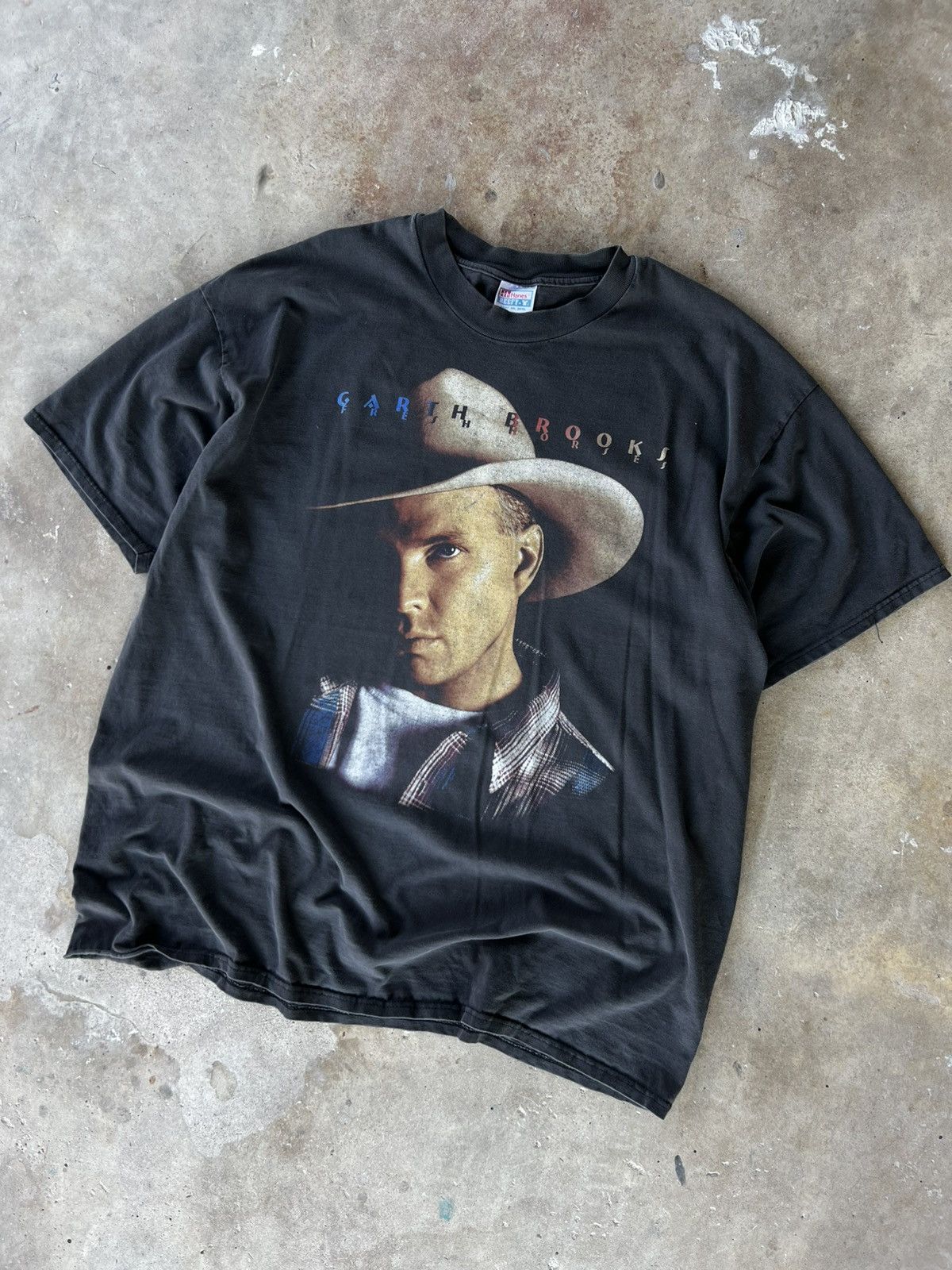 Band Tees Vintage 90’s Garth Brooks Tour Band T Shirt Size US XXL / EU 58 / 5 - 2 Thumbnail