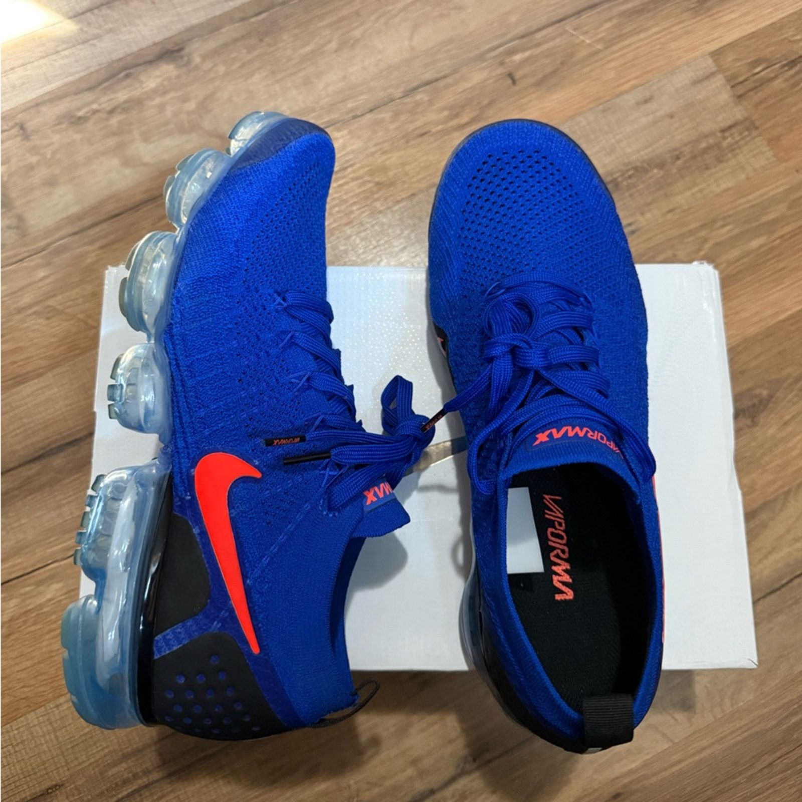 Nike 2017 Nike Air Vapormax Flyknit 2 'Racer Blue Total Crimson' Size US 10 / EU 43 - 2 Thumbnail