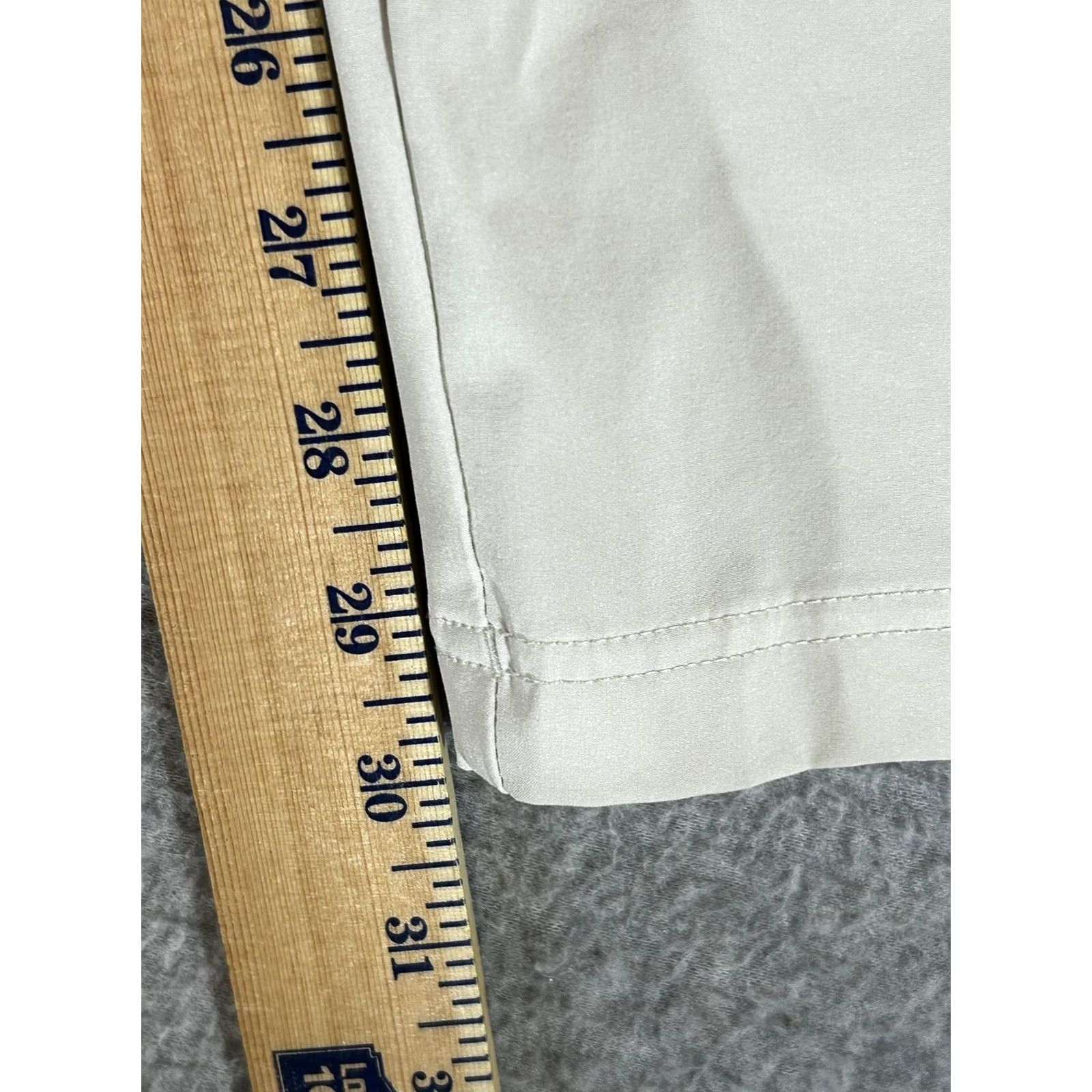Under Armour Under Armour Beige Pants Men Large Joggers Track Lightweight Soccer Athletic Gym Vibe Size US 33 - 5 Thumbnail