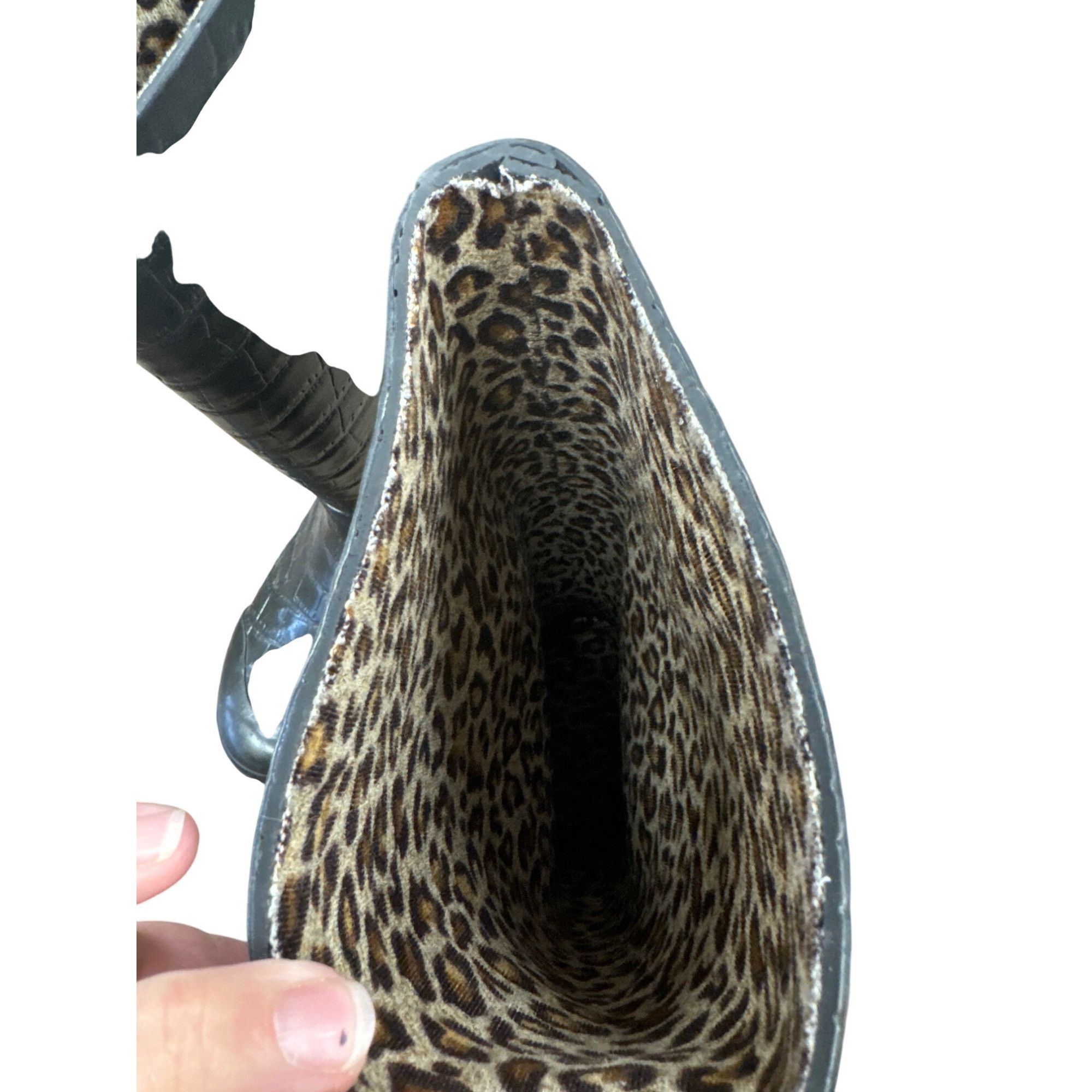 Other Khombu Womens Black Crocodile-Embossed Rain & Snow Boots Siz Size US 10 / IT 40 - 10 Thumbnail