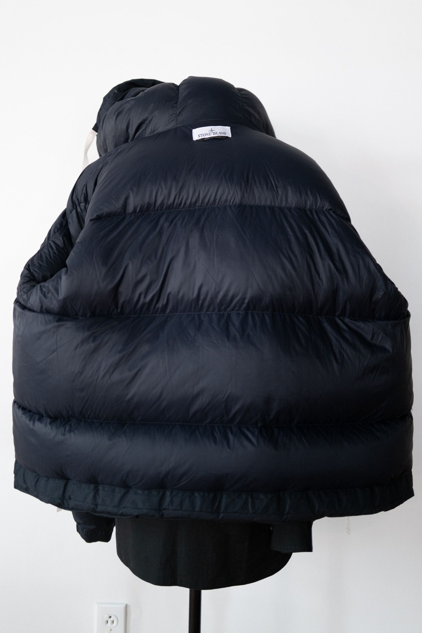 Stone Island Stone Island Marina Rubber Wax Poplin Down Coat Navy SZ. M Size US M / EU 48-50 / 2 - 8 Thumbnail