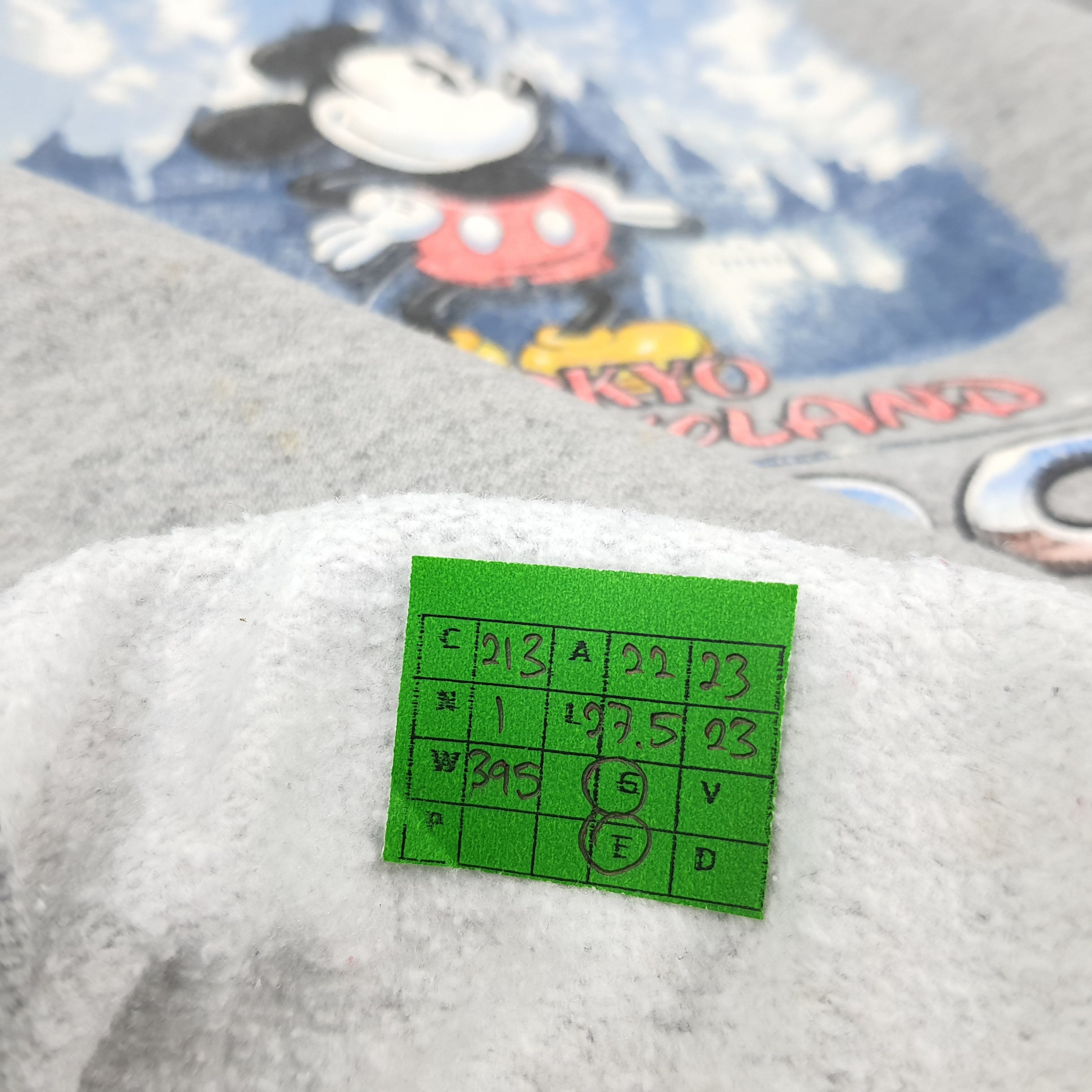 Disney × Mickey Mouse × Vintage Vintage Tokyo Disneyland Mickey Mouse Sweatshirts Size US M / EU 48-50 / 2 - 6 Thumbnail