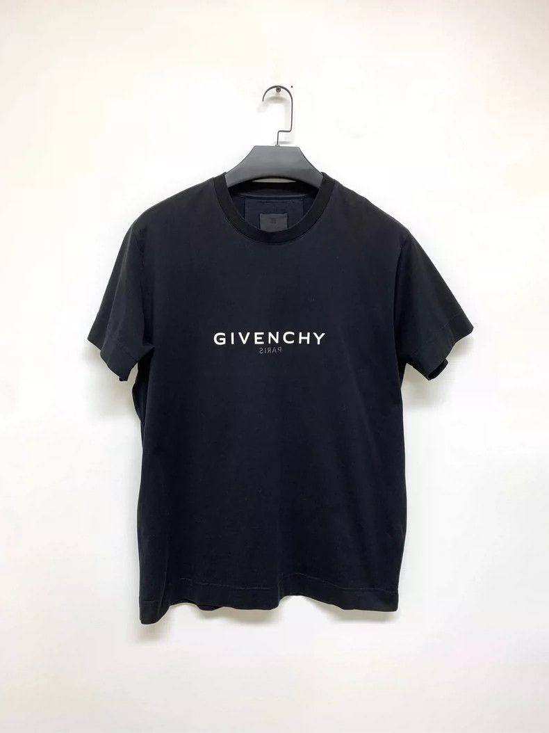 Givenchy Givenchy Chest Logo Short Sleeve 2505-Nextarrow Size US XL / EU 56 / 4 - 1 Thumbnail