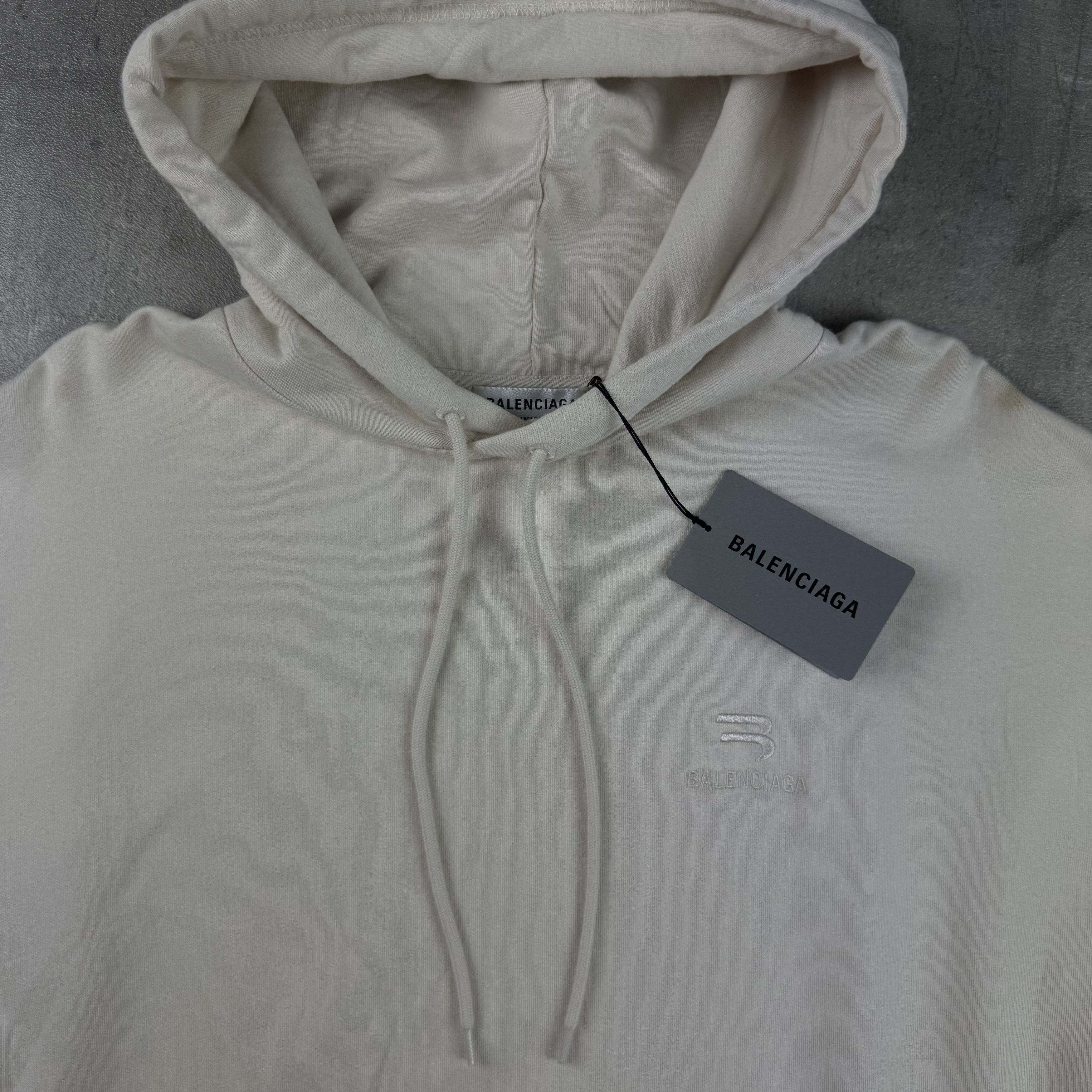 Balenciaga BALENCIAGA 3B Chest Logo Hoodie Cream Size US S / EU 44-46 / 1 - 9 Thumbnail