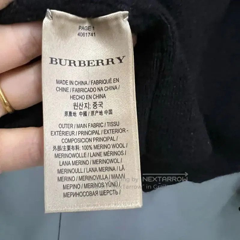 Burberry Burberry Women's Black Wool Long Sleeve Knit Top. Size S / US 4 / IT 40 - 3 Thumbnail