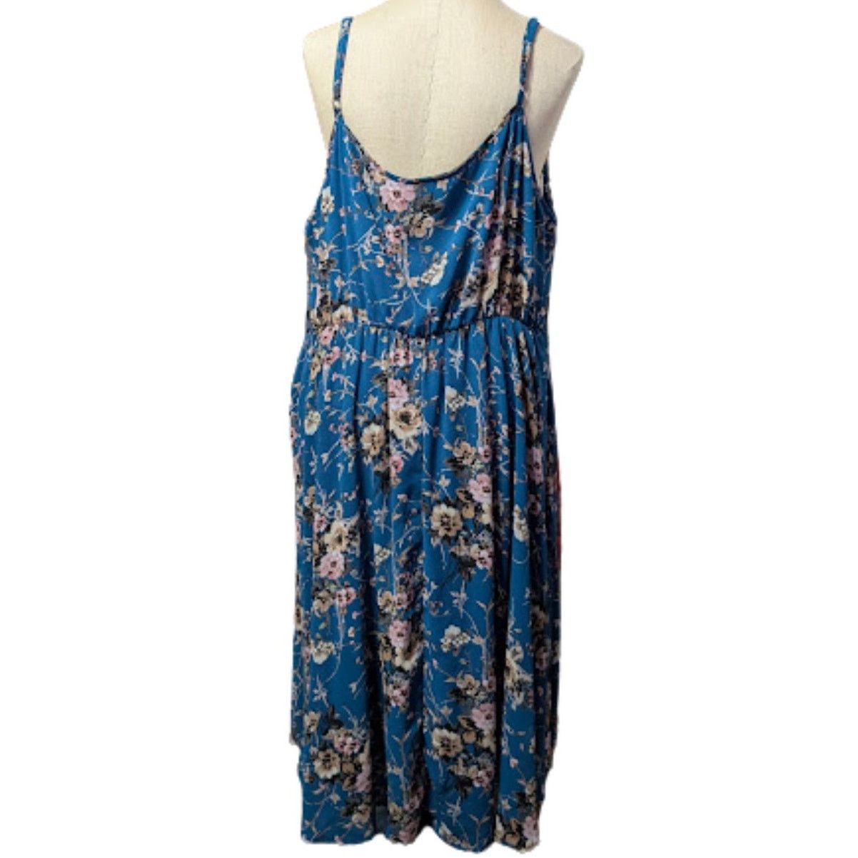 Torrid Torrid Floral Midi Dress Adjustable Strap Plus Size 2 USED Size XXL / US 16-18 / IT 52-54 - 2 Thumbnail
