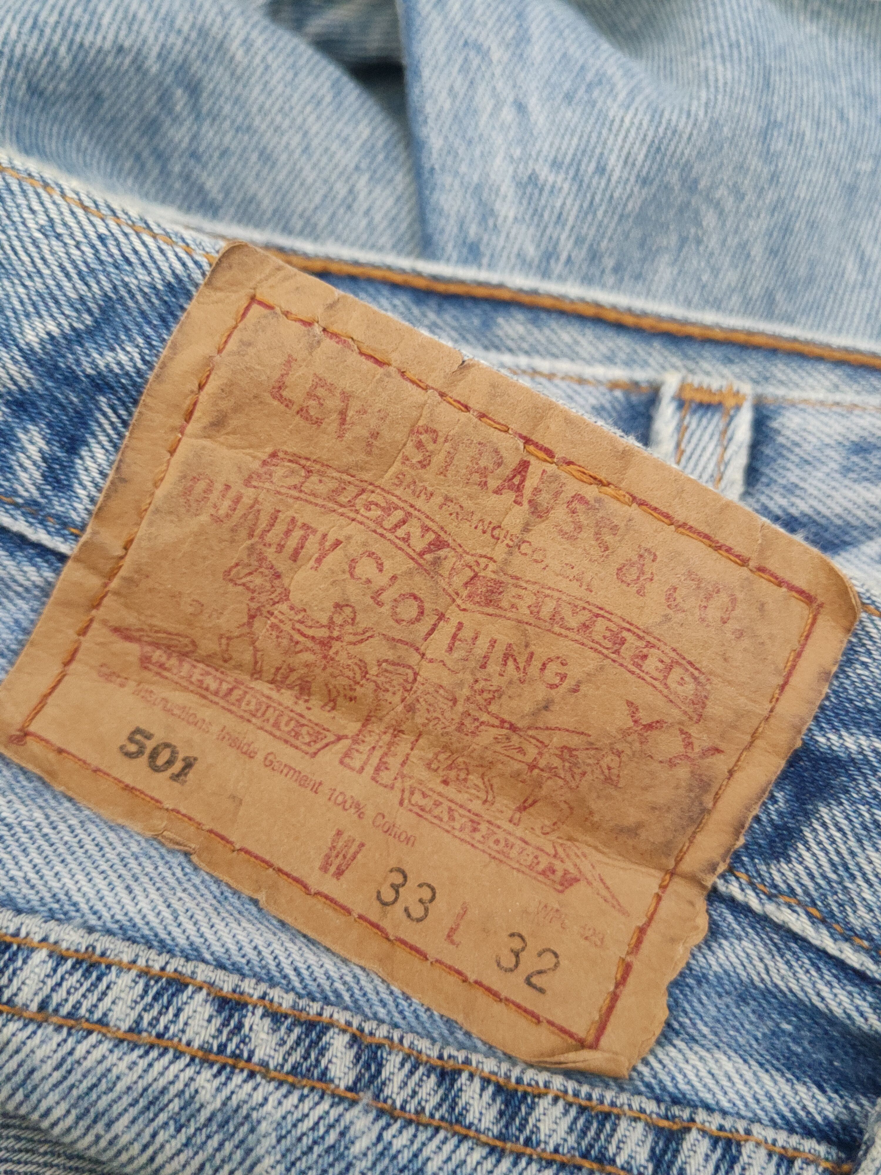 Levi's 501 Levi's Light Blue Distressed Ripped denim Jeans #W1724 Size US 33 - 13 Thumbnail