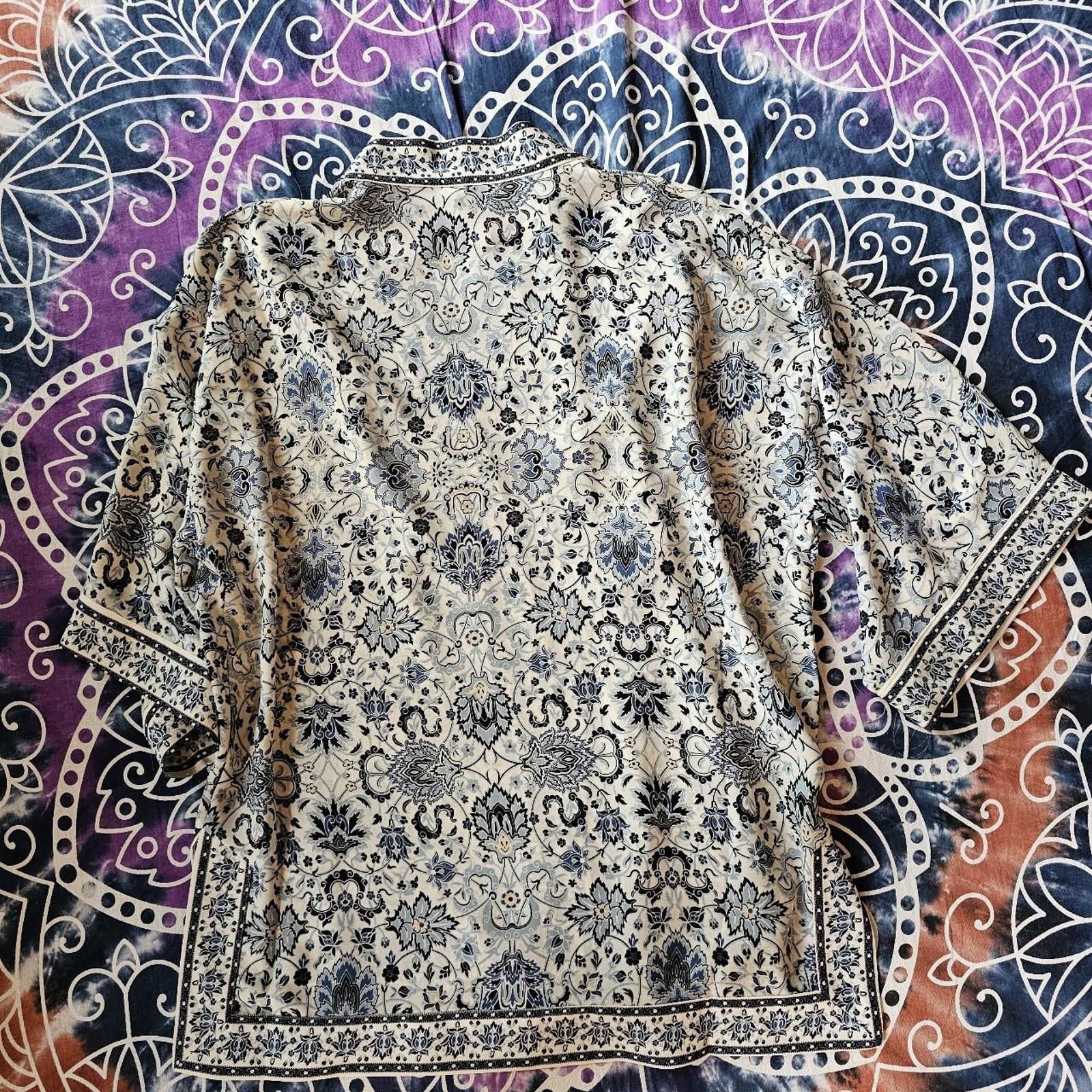Designer Max Studio Women's Cream and Blue Kimono Size ONE SIZE - 6 Thumbnail