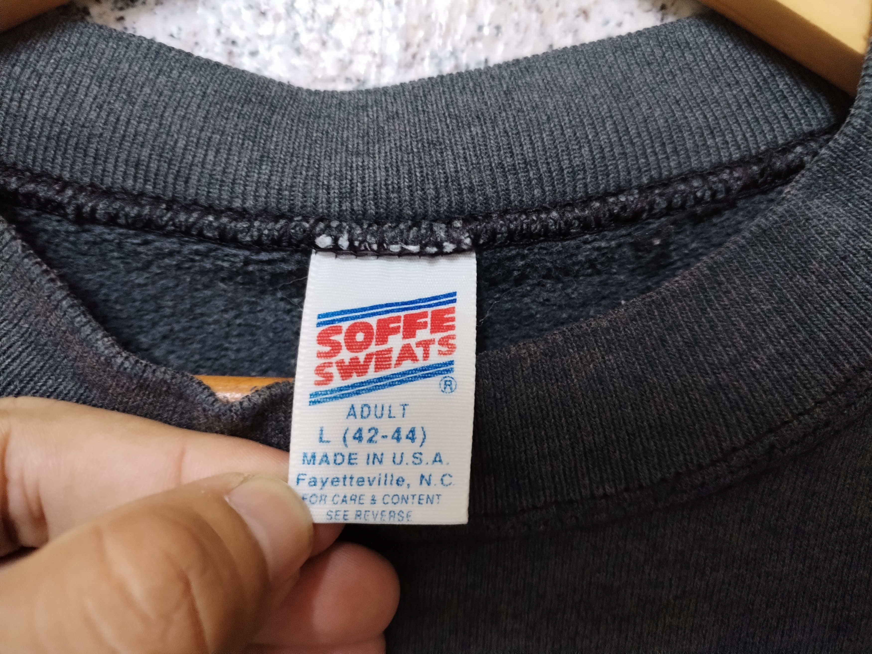 Vintage Rare 🔥Vintage usmc sun faded very rare Size US L / EU 52-54 / 3 - 5 Thumbnail