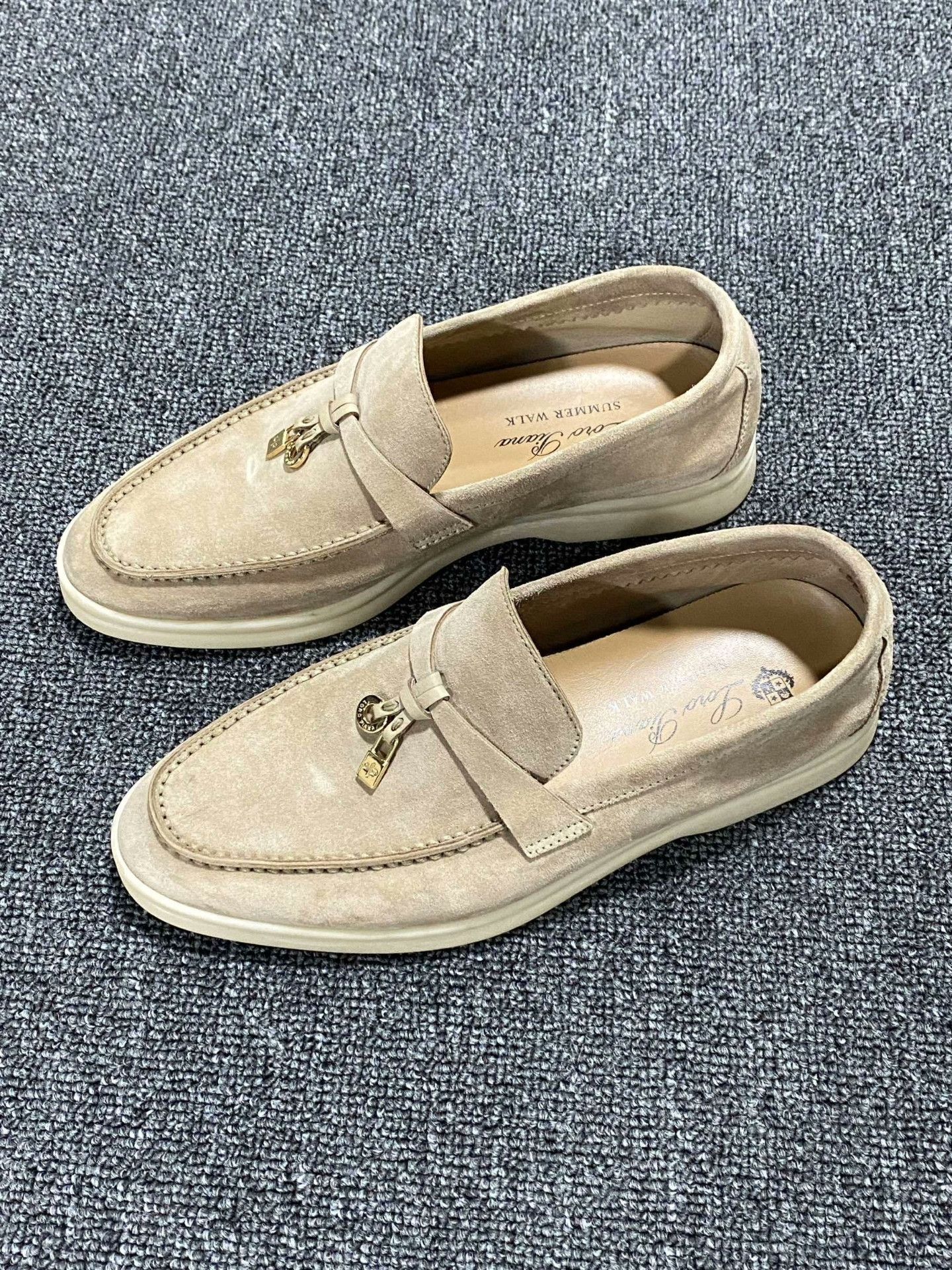 Loro Piana Loro Piana Beige Lowtop Sneakers 5 Men Size US 5 / EU 37 - 1 Thumbnail