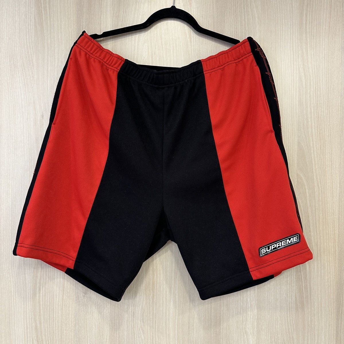 Supreme Supreme New York Barbed Wire Athletic Shorts Size Large Size US 38 / EU 54 - 1 Thumbnail