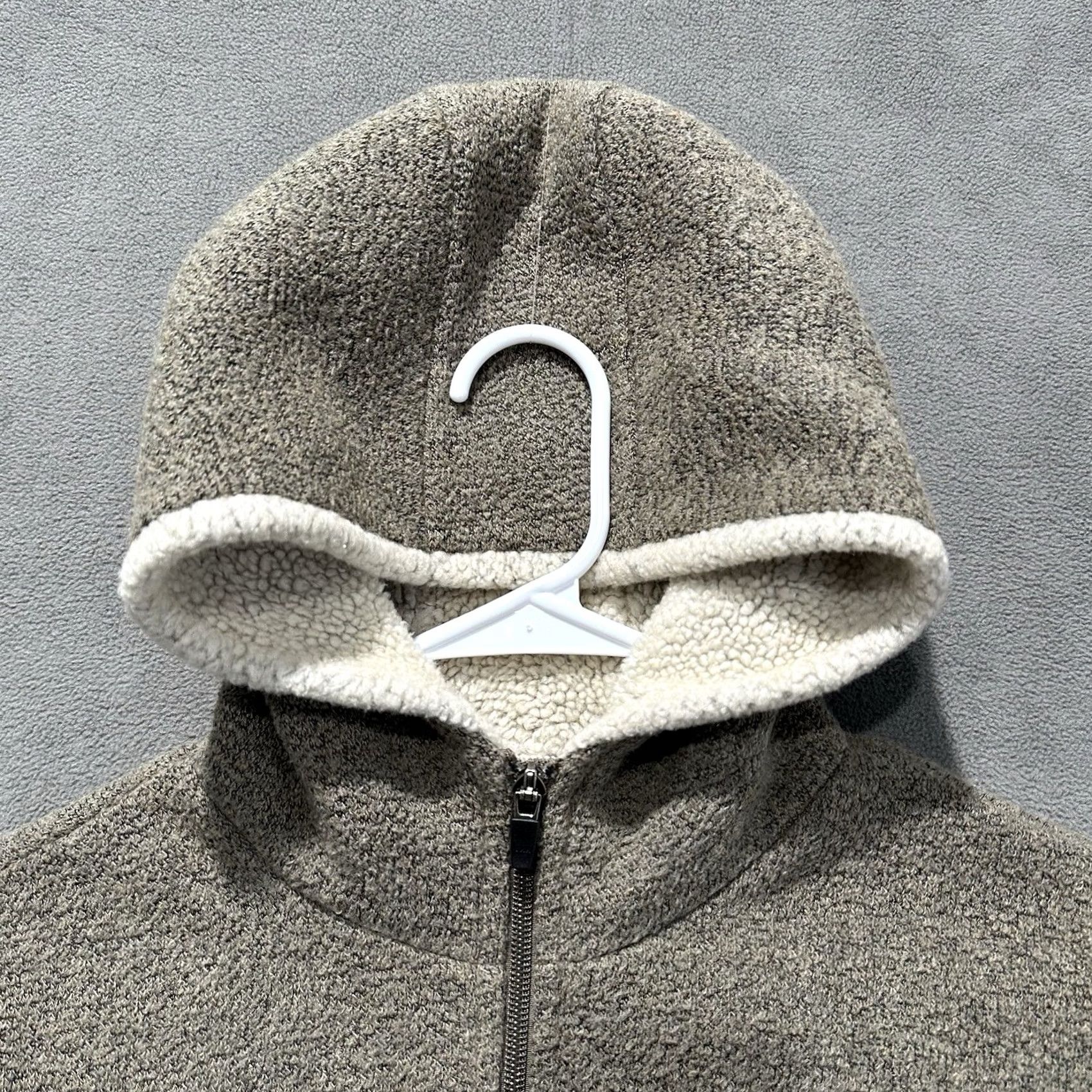 Vintage KUHL Beige Alfpaca Fleece Jacket Womens Medium Full Zip Hooded EUC Leather Logo Accent City Classic Modern Knit Fleece Coat Shirt Size M / US 6-8 / IT 42-44 - 4 Thumbnail