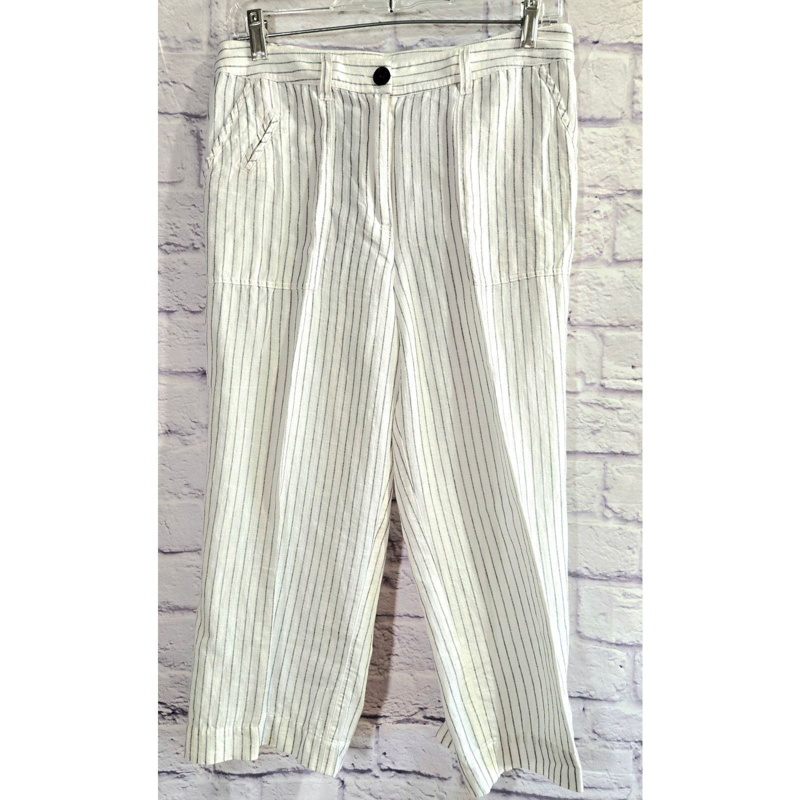 Other Chico's White Gray Striped Cropped Linen Pants 1/M/8-10 Soft Size 30" / US 8 / IT 44 - 1 Thumbnail