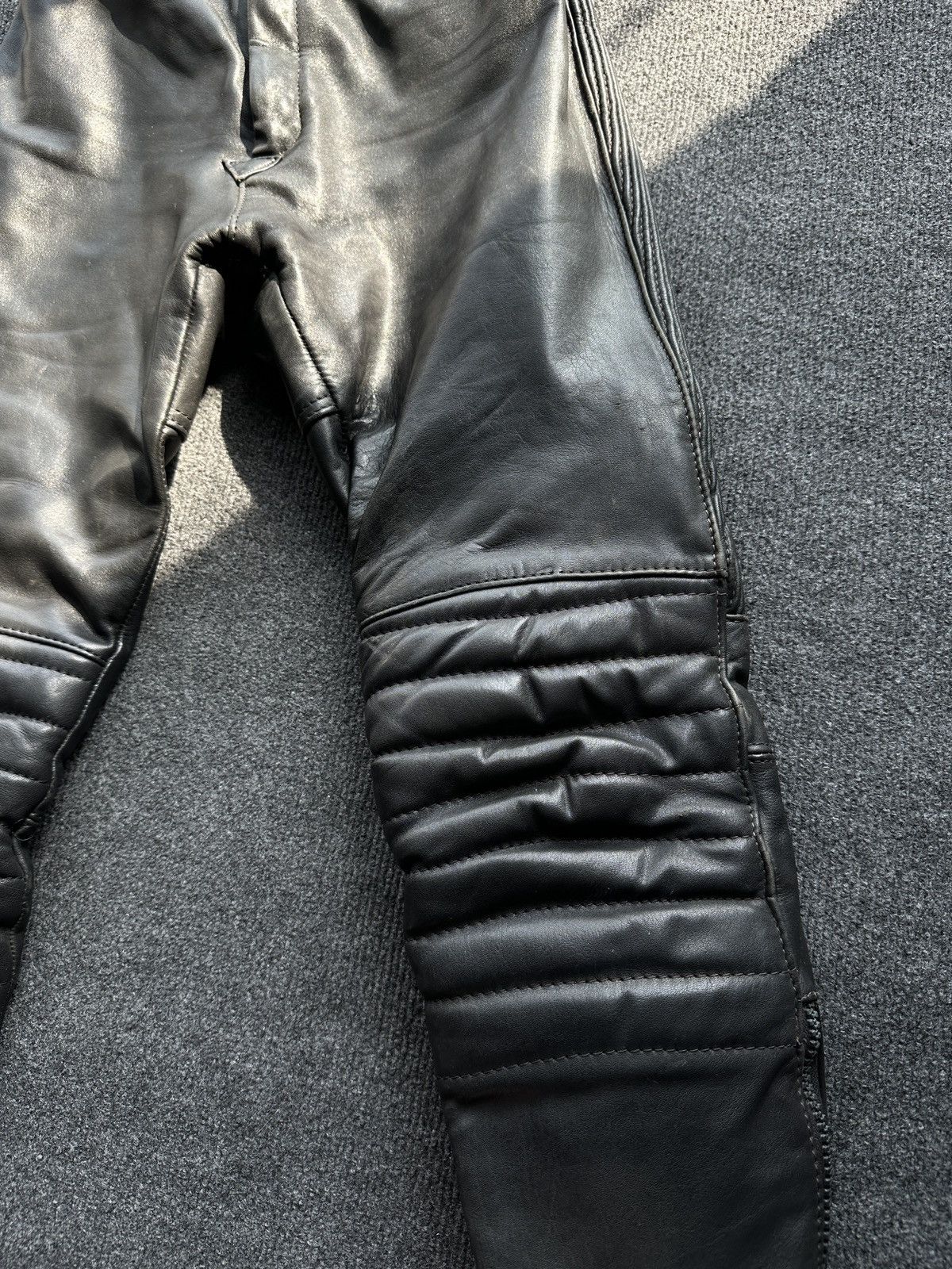 Leather 🚨Vintage leather pants motorcycles Black LUXURY Y2K Size 25" / US 0 / IT 36 - 5 Thumbnail