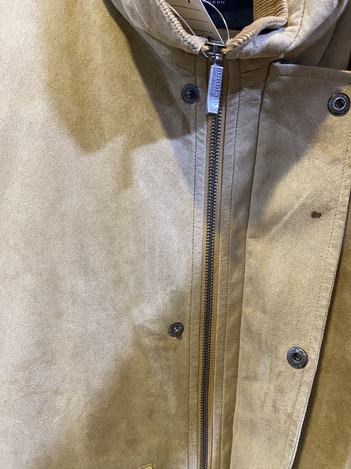 Burberry Burberry London Vintage Suede Leather Jacket Beige Size US M / EU 48-50 / 2 - 12 Thumbnail