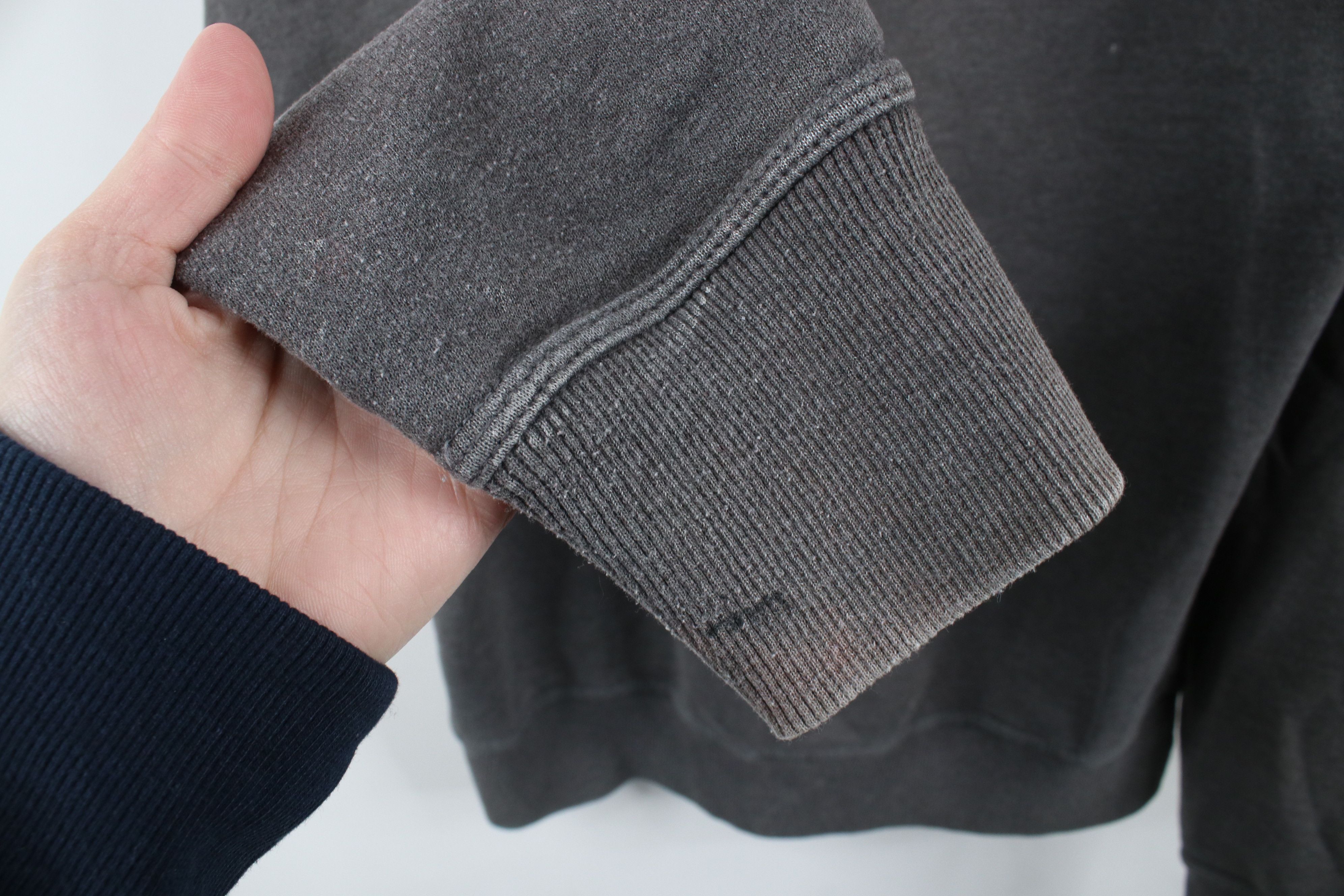 Champion × Vintage Vintage Champion Monochrome Crewneck Sweatshirt Gray Size US M / EU 48-50 / 2 - 9 Thumbnail