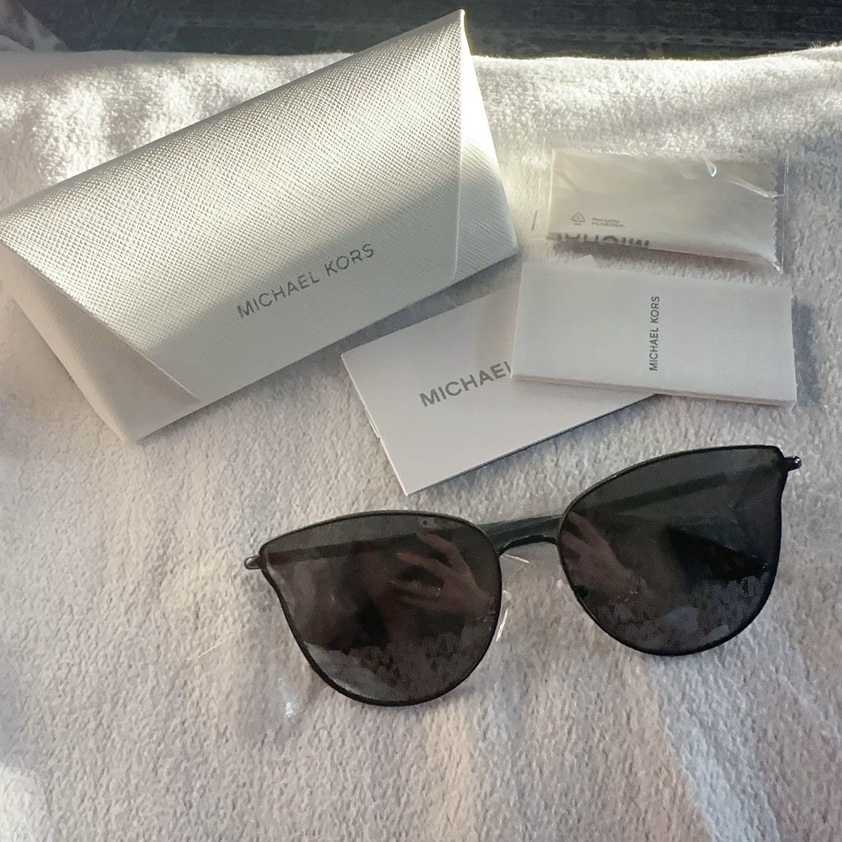 Michael Kors Michael Kors Sunglasses MK1120 SALT LAKE CITY 10056G Shiny B Size ONE SIZE - 7 Thumbnail