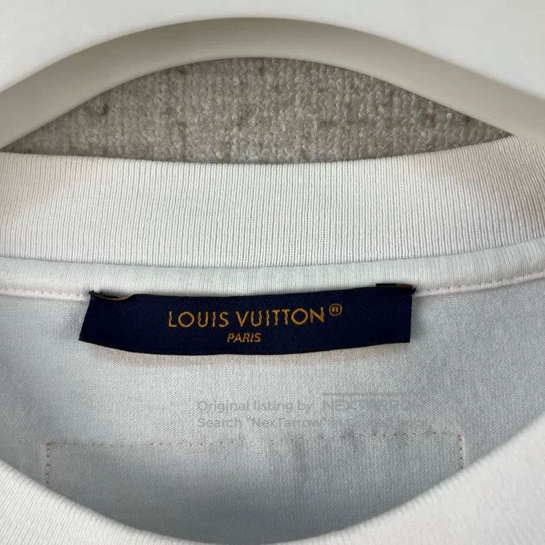 Louis Vuitton Louis Vuitton Solid Embossed Logo Crew Neck Short Sleeve Size US XL / EU 56 / 4 - 4 Thumbnail