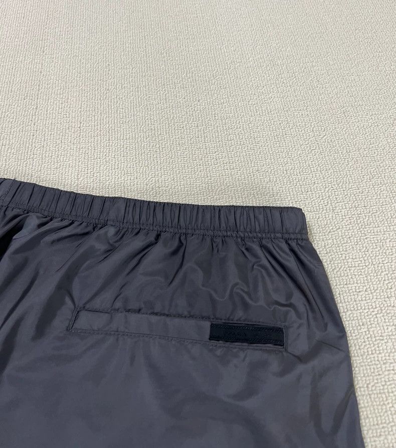 Prada Prada Men's Beach Shorts Size 56-2506 Size US 44 / EU 60 - 4 Thumbnail