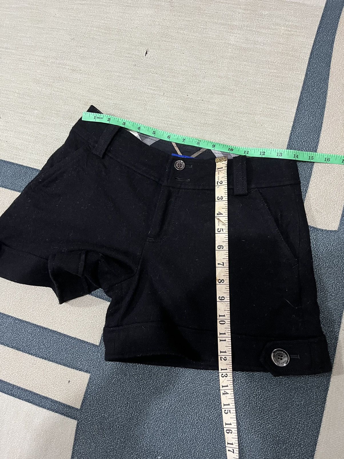 Burberry Authentic Burberry Blue Label Wool Short Pant Size 30" / US 8 / IT 44 - 8 Thumbnail
