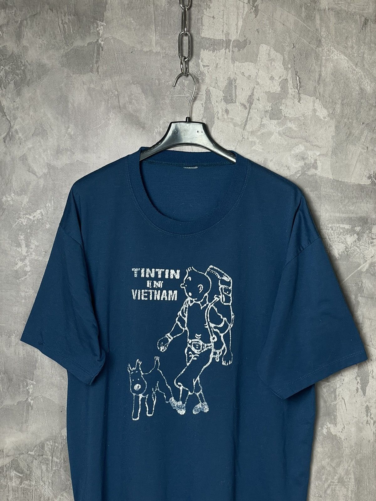 Vintage Vintage 70s 80s single stitch Tintin in Vietnam t shirt Size US L / EU 52-54 / 3 - 2 Thumbnail