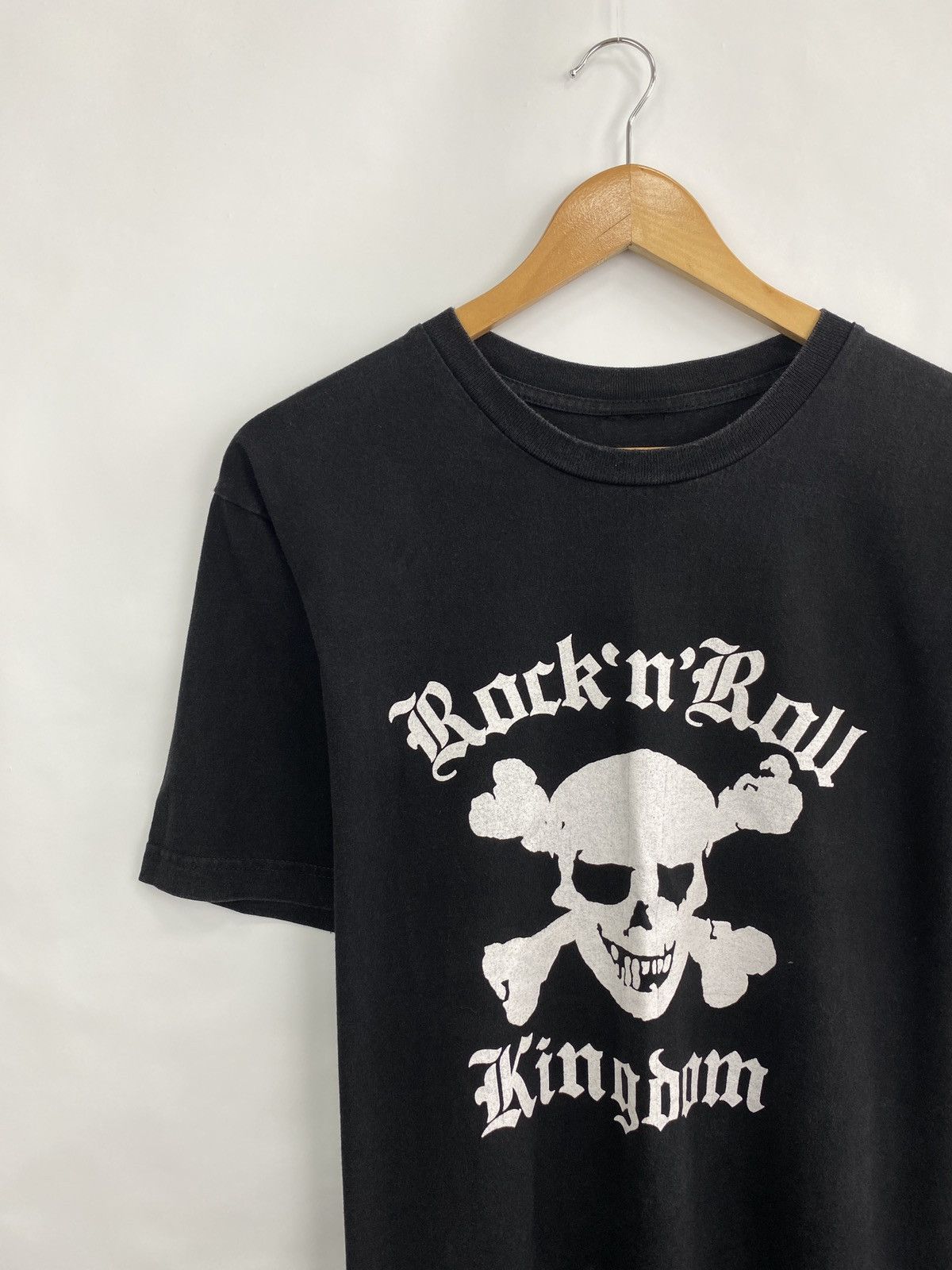 Band Tees 💀 Vintage 90s Rock n Roll Kingdom Black Metal Band T-Shirt Size US L / EU 52-54 / 3 - 2 Thumbnail