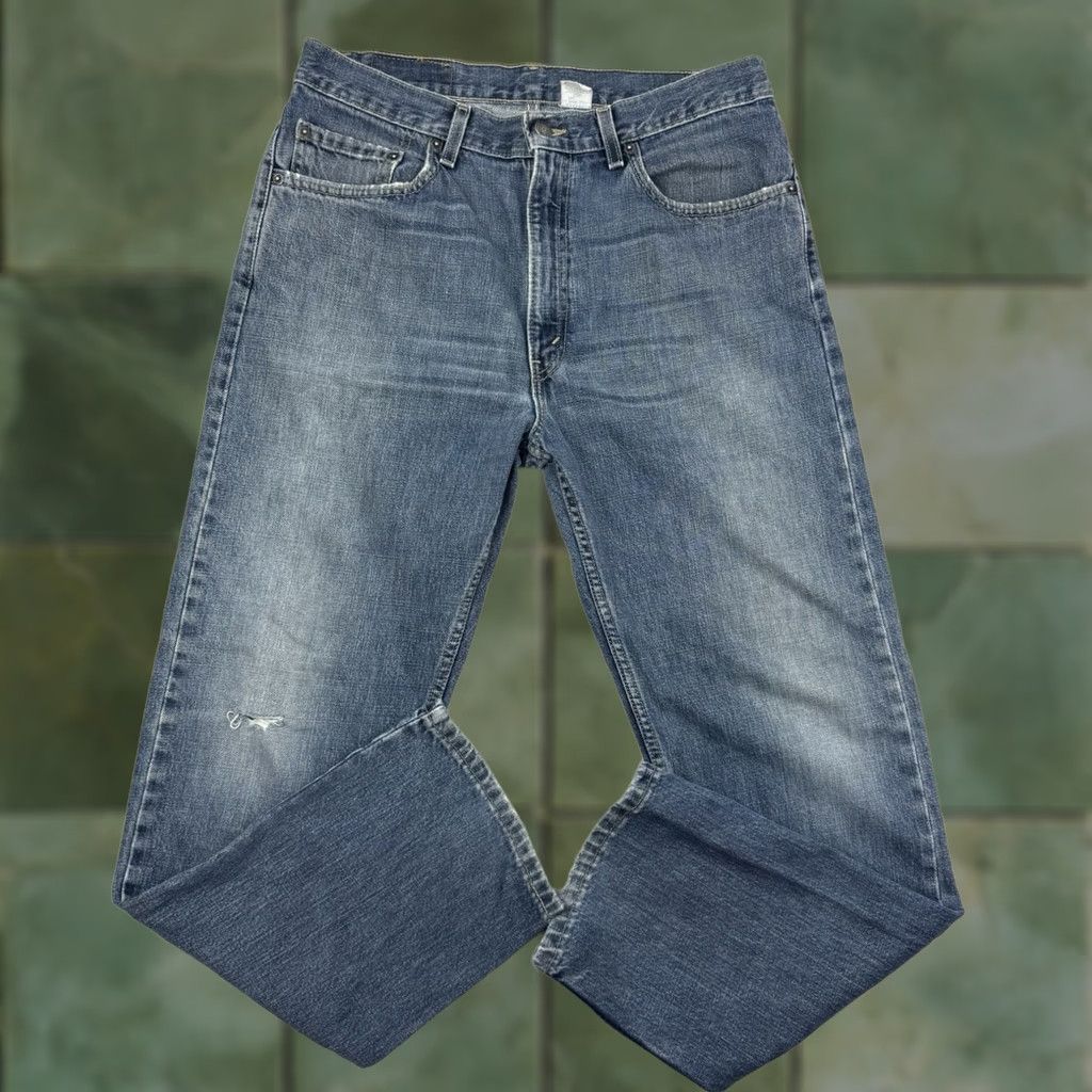 Levi's VINTAGE Levi's 505 Jeans Adult 34x30 Regular Straight Leg Made In USA Blue Denim Cotton USA 90s Y2K Mens Size US 34 / EU 50 - 1 Thumbnail