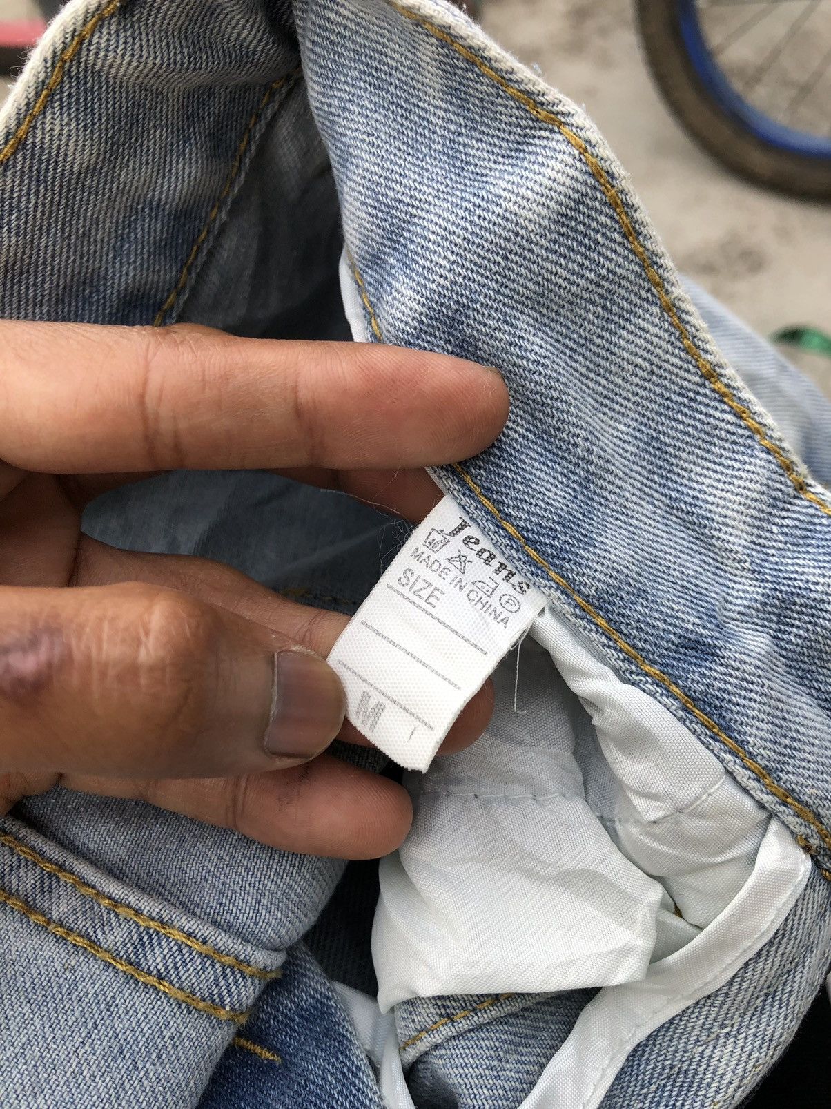 Hypebeast BAGGY⚡️⚡️LITE BLUE CARGO SIX POCKET JEANS Size US 28 / EU 44 - 3 Thumbnail