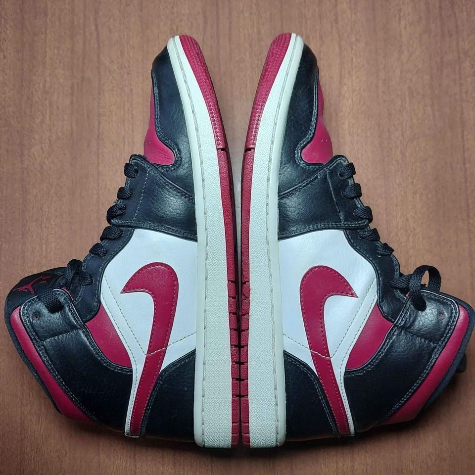 Jordan Brand Size 8 - Nike Air Jordan 1 Mid Noble Red - Fast Shipping Size US 8 / EU 41 - 2 Thumbnail