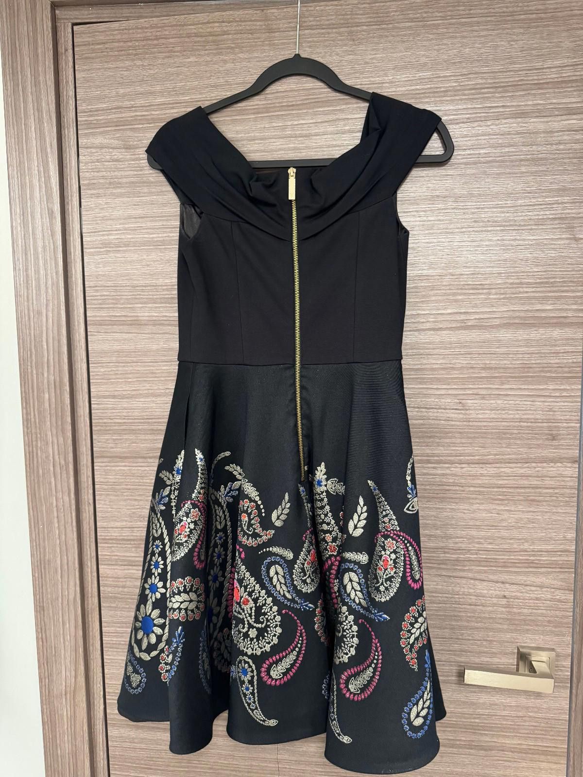 Ted Baker Ted Baker ADZE Bardot Black Skater Dress Paisley Size 2 Size XS / US 0-2 / IT 36-38 - 4 Thumbnail