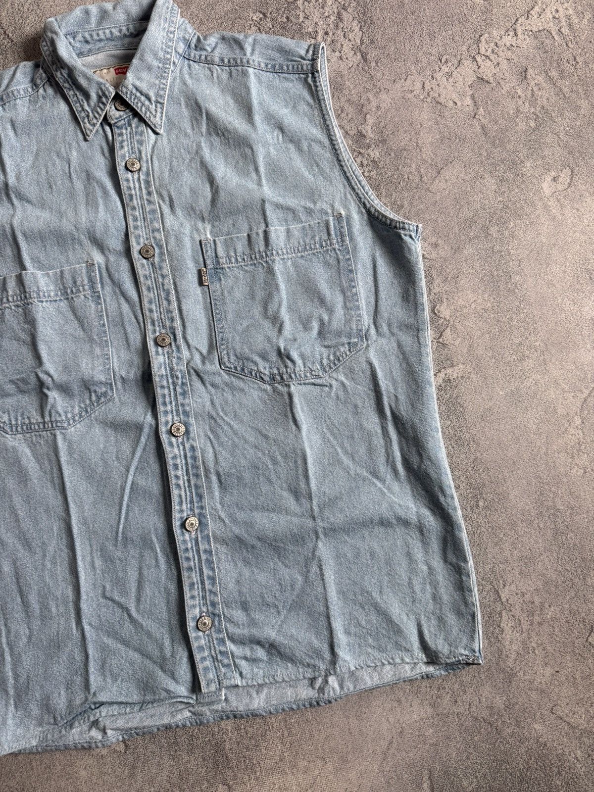 Levi's Levi’s S size denim button up shirt vest sleeveless vintage Size US S / EU 44-46 / 1 - 9 Thumbnail