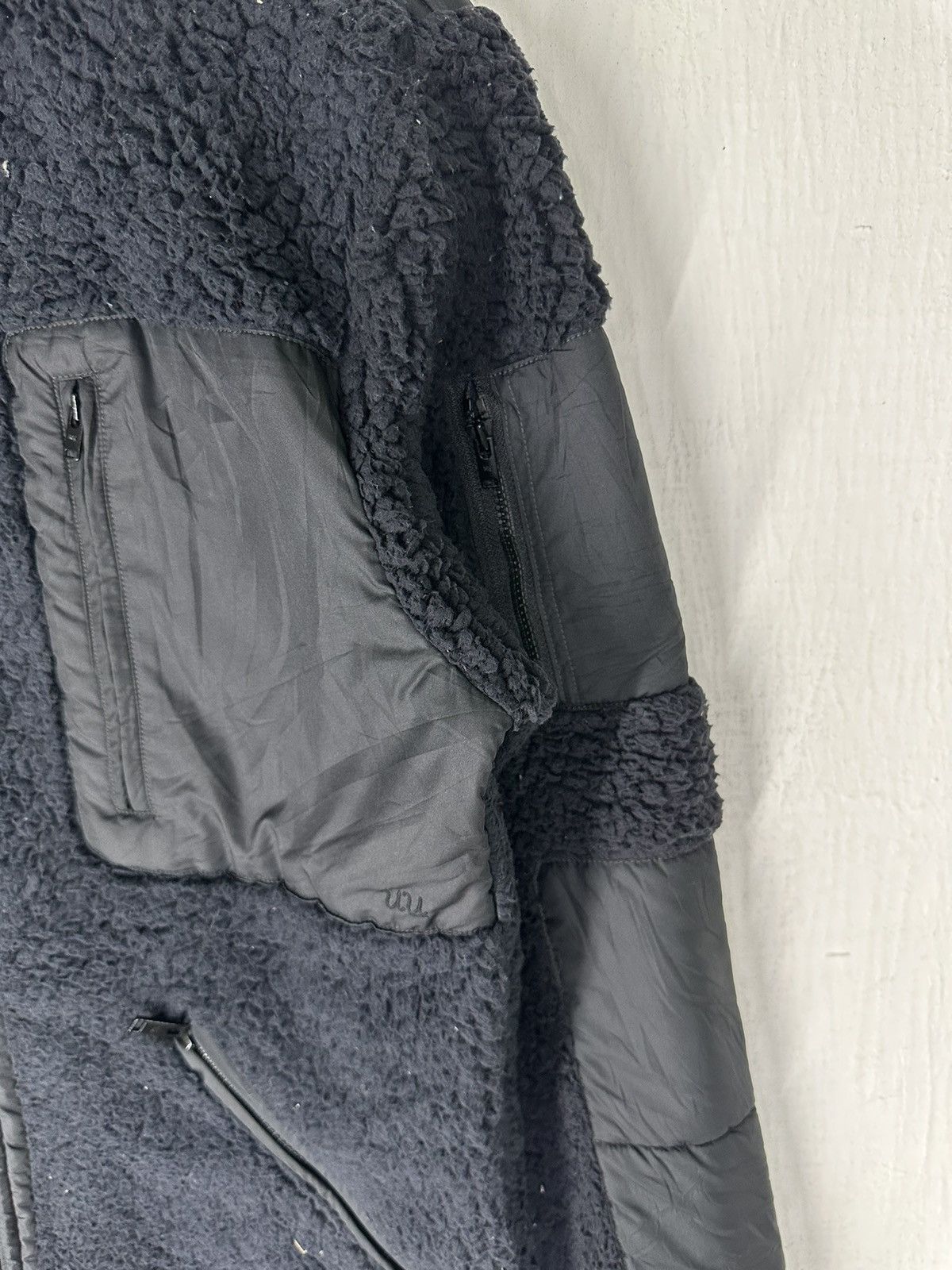 Jun Takahashi × Undercover × Uniqlo Undercover Jun Takahashi Collaboration Fleece Pocket Jacket Size US M / EU 48-50 / 2 - 4 Thumbnail
