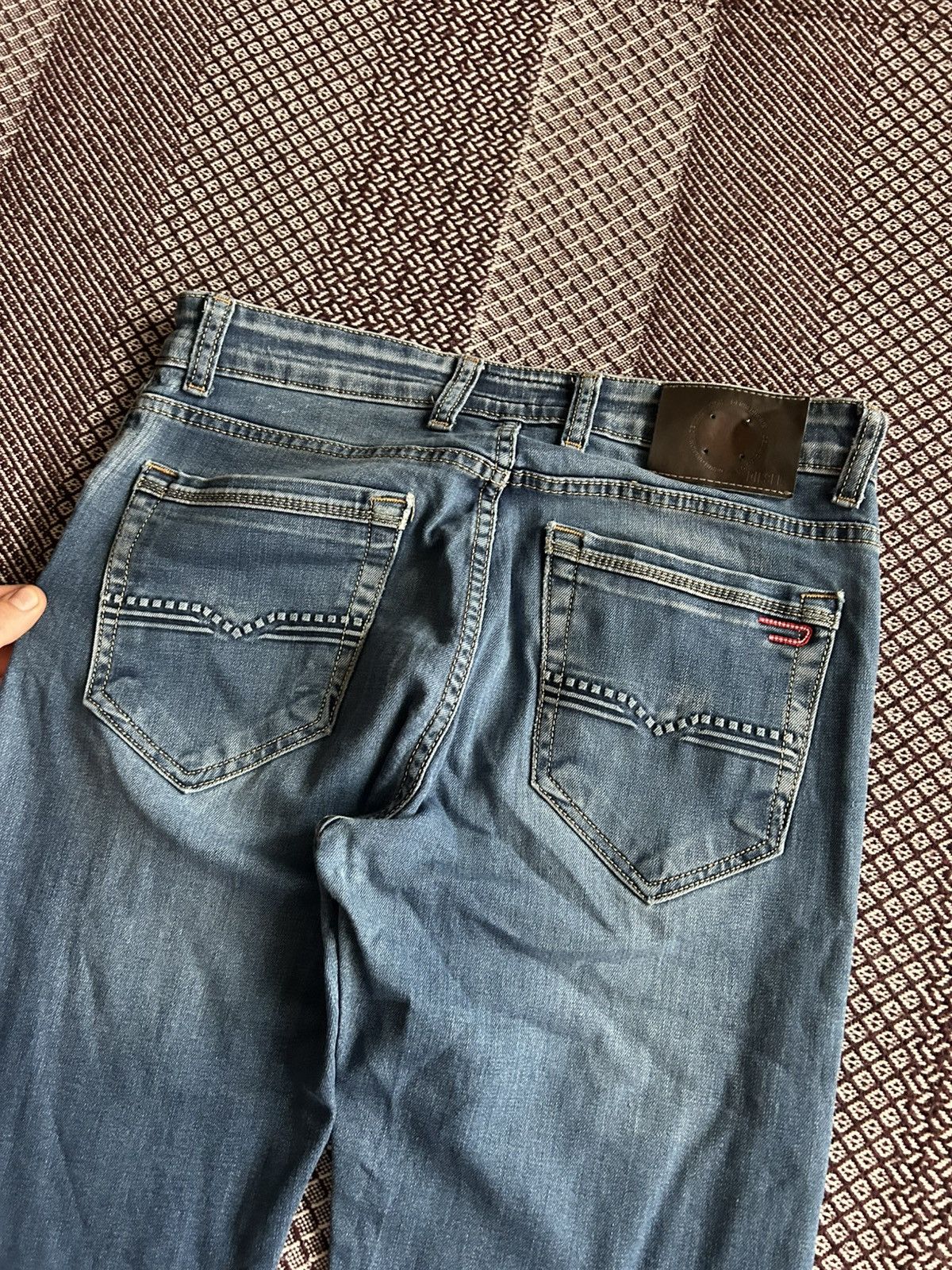 Diesel Vintage Diesel Distressed Denim Jeans Faded Washed Size W32 Size US 32 / EU 48 - 6 Thumbnail