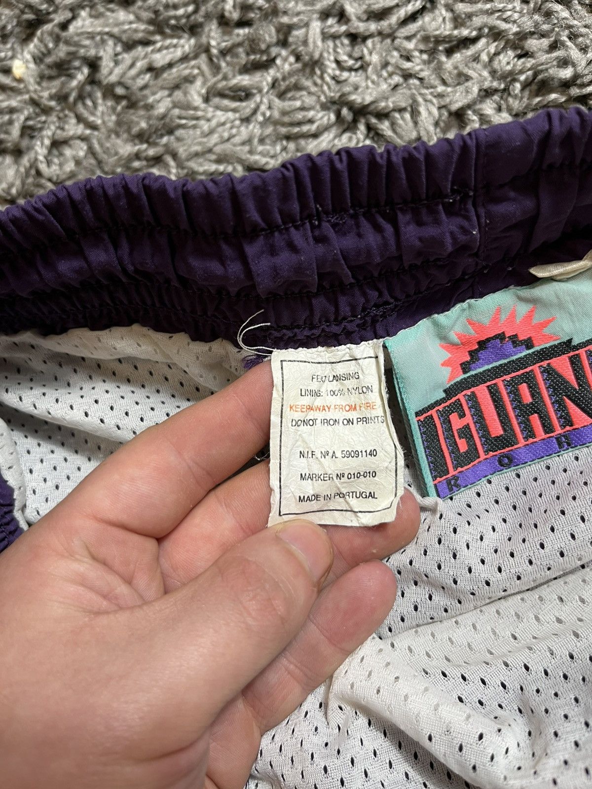 Vintage VINTAGE SURF RARE IGUANA RORD TEXTILE FIBRE TOUR 1992 SHORTS Size US 31 - 7 Thumbnail