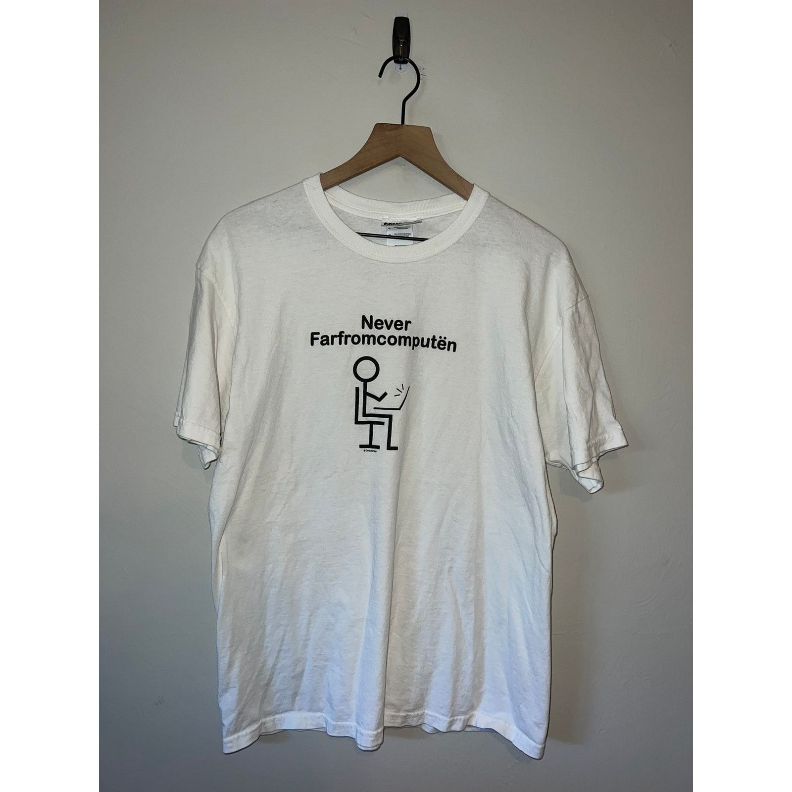 Vintage Vintage Computer Shirt Never Far From Computen Computer 90s Size US L / EU 52-54 / 3 - 1 Thumbnail