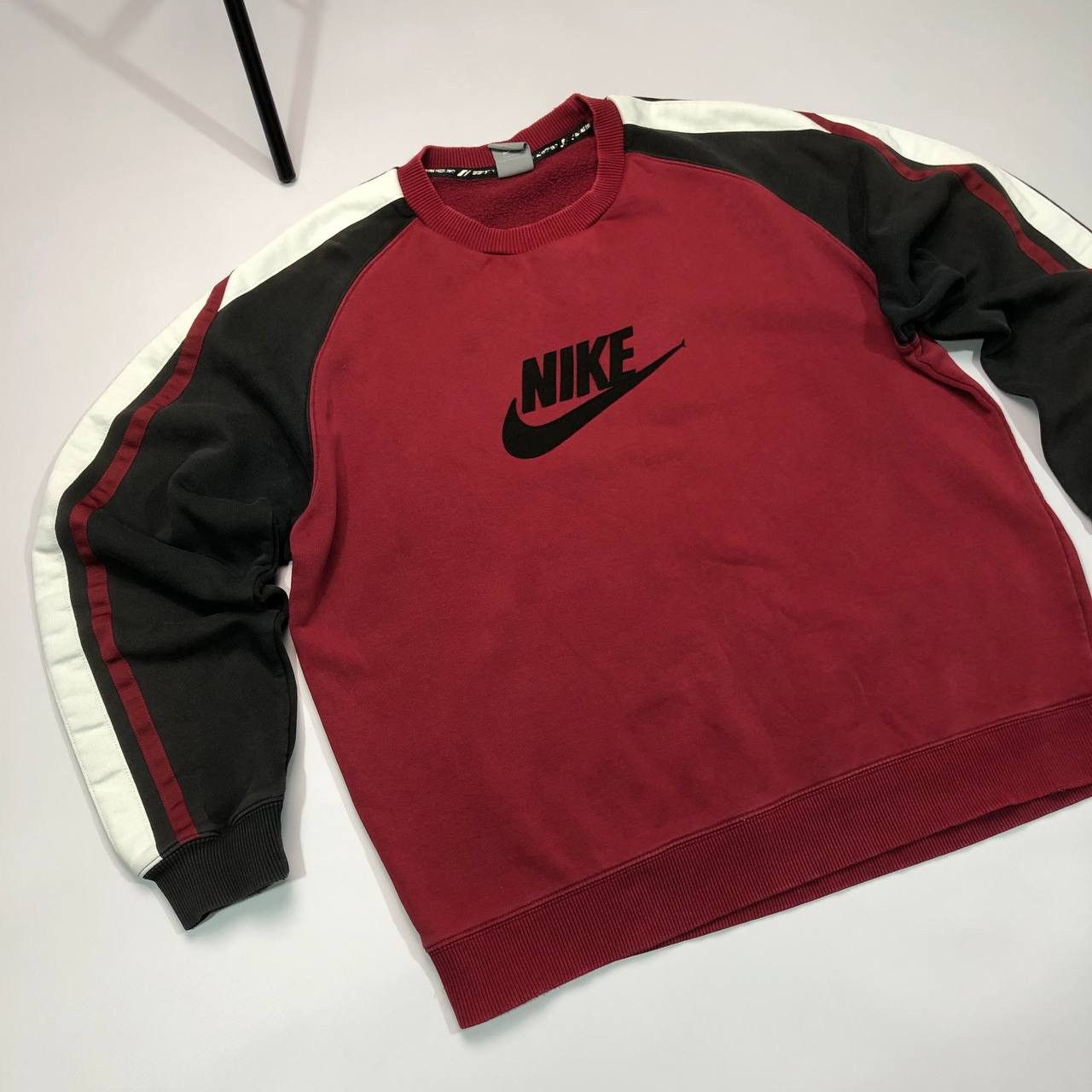 Nike × Vintage Vintage Nike Sweatshirt centre logo Size US XL / EU 56 / 4 - 3 Thumbnail