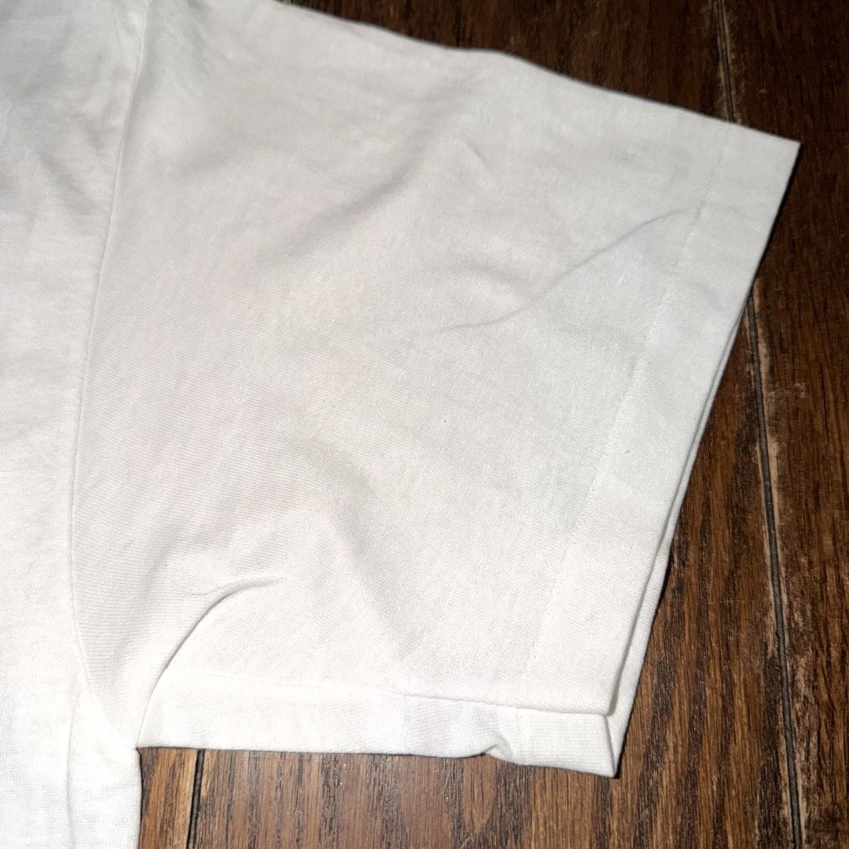 Hanes VINTAGE Hanes White T-Shirt Sailboat Graphic Print 1990s 80s Beach Unisex Adults L Size US L / EU 52-54 / 3 - 6 Thumbnail