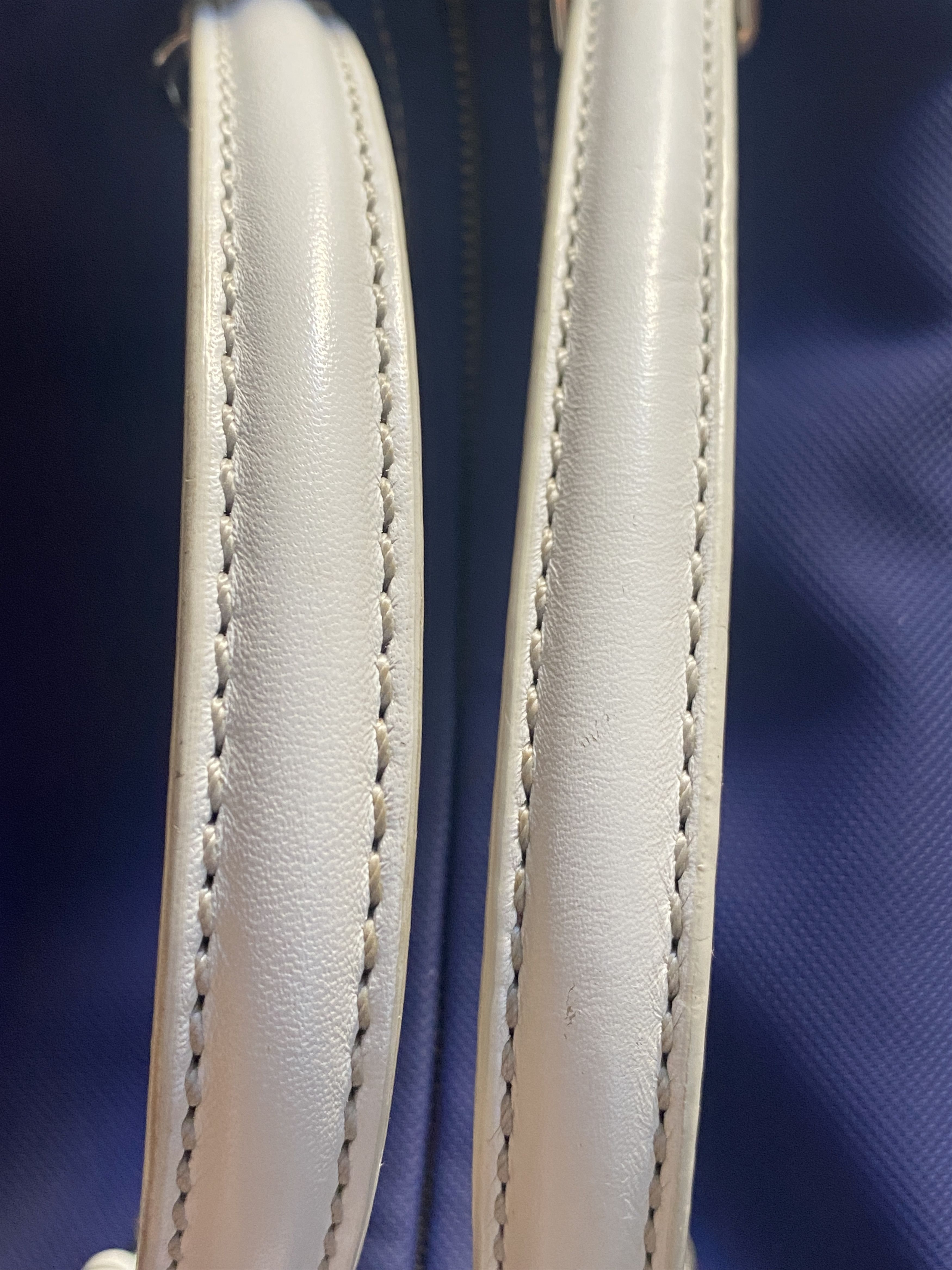 Lacoste Rare Lacoste Barrel Bag – Navy & White PVC Size ONE SIZE - 13 Thumbnail