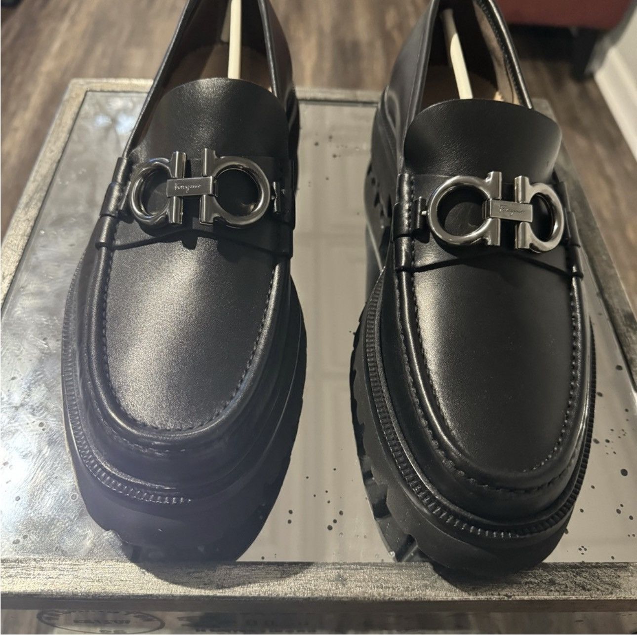 Salvatore Ferragamo Salvatore Ferragamo Bleecker Moc Toe Loafers Size US 10.5 / EU 43-44 - 2 Thumbnail