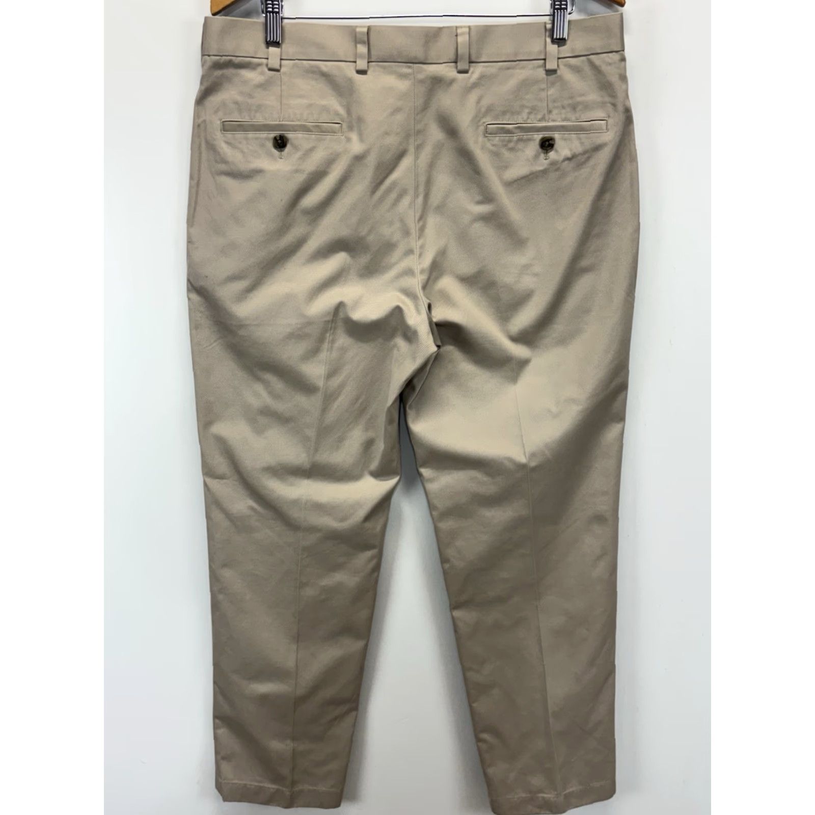 Brooks Brothers VINTAGE Brooks Brothers Lightweight Chino Pants Adult Regular 36x30 Tan Flat Front Mens Size US 36 / EU 52 - 3 Thumbnail