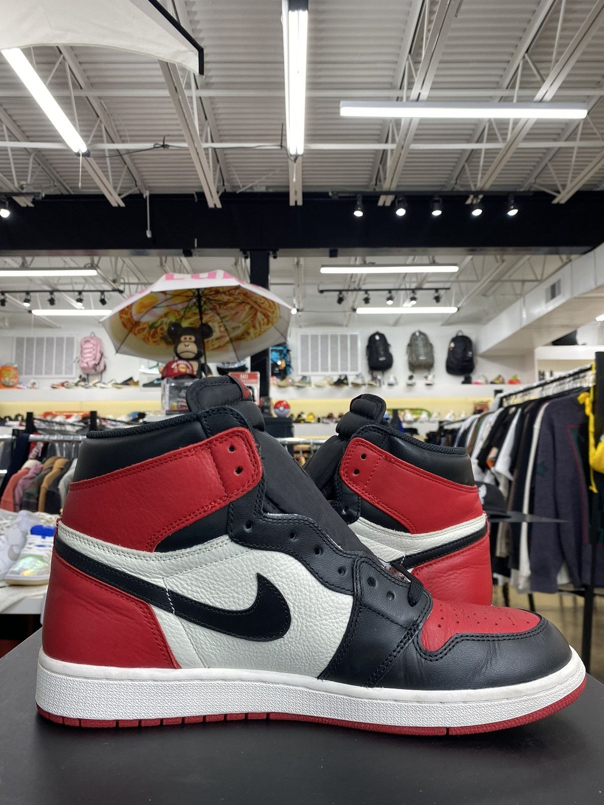 Jordan Brand Jordan 1 Bred Toe (2018) Size US 12 / EU 45 - 6 Thumbnail