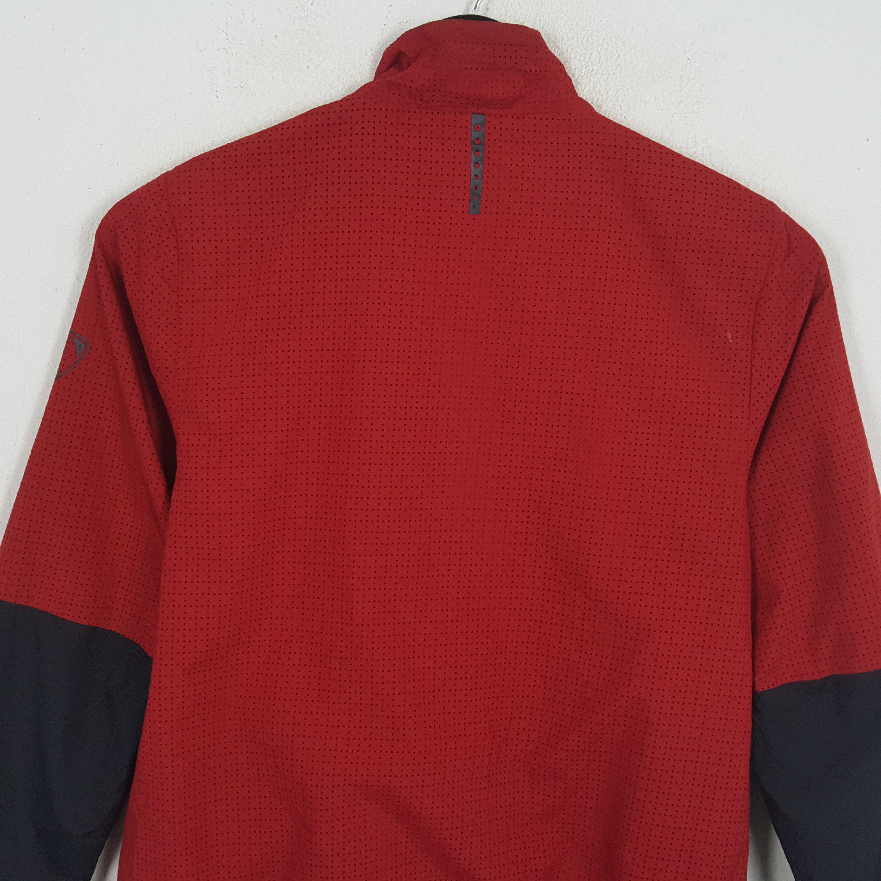 Nike × Vintage NIKE MANCHESTER UNITED AIG Football Team Sportswear Jacket Size US S / EU 44-46 / 1 - 4 Thumbnail