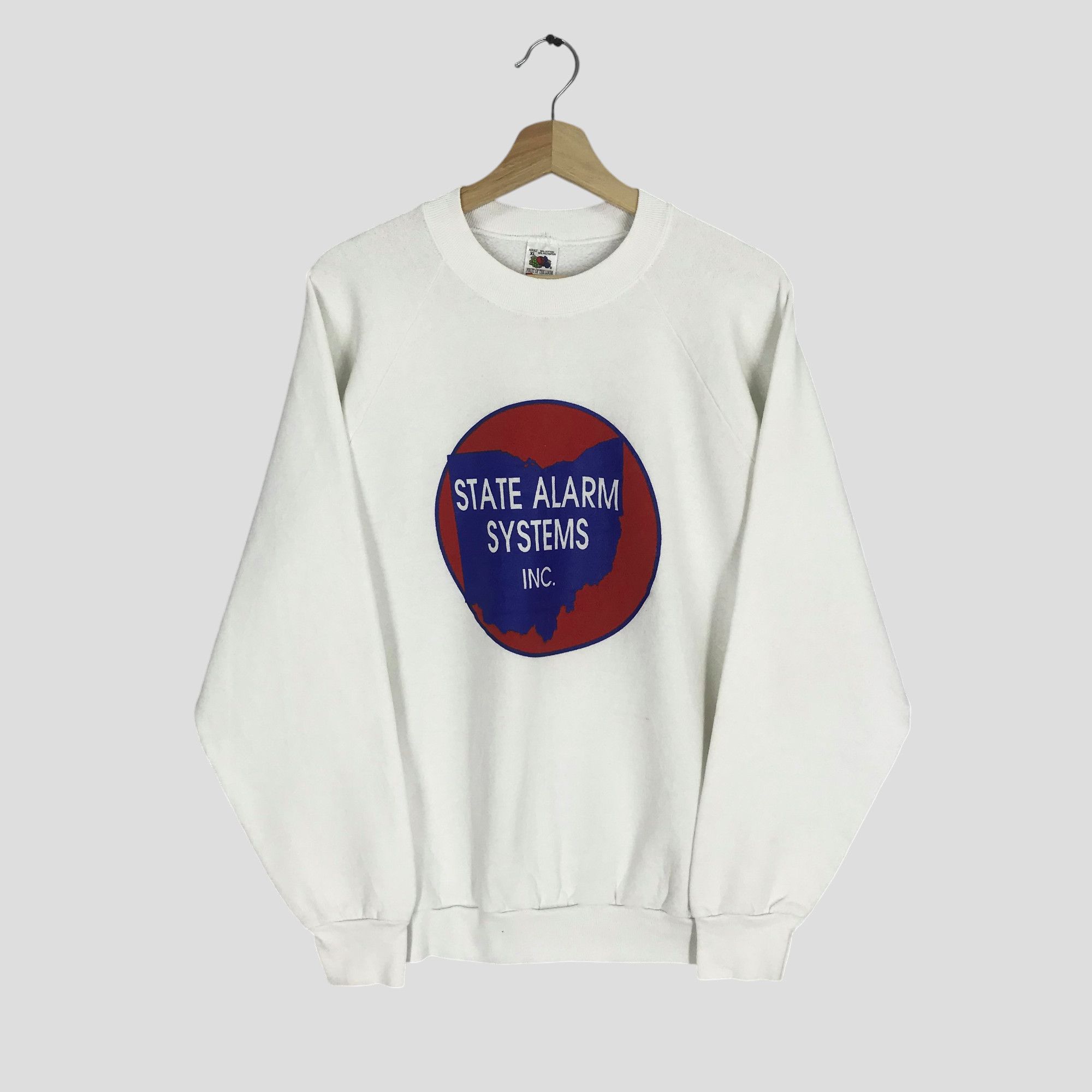 Vintage vintage white sweatshirt - 331 Size US XL / EU 56 / 4 - 1 Thumbnail