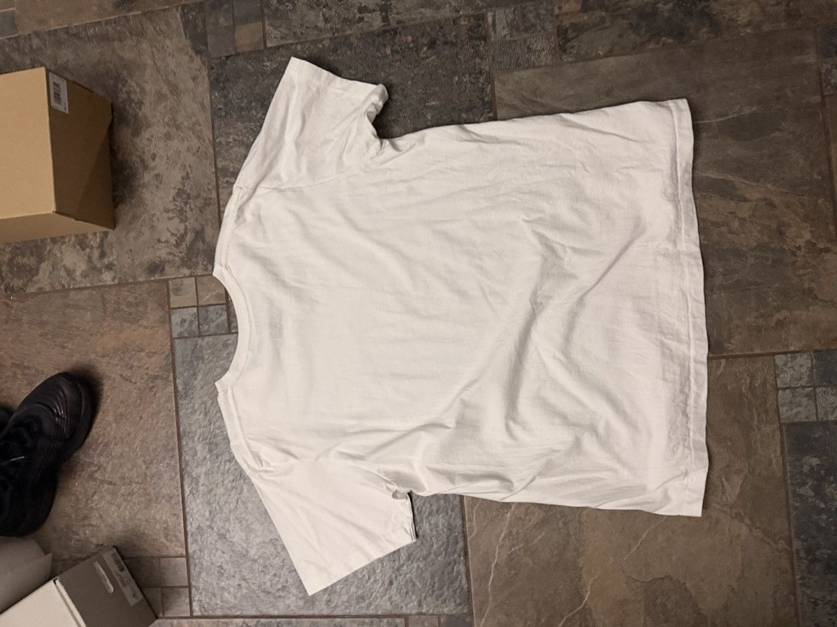 Kaws × Uniqlo Kaws sesame street tee Size US XL / EU 56 / 4 - 3 Thumbnail