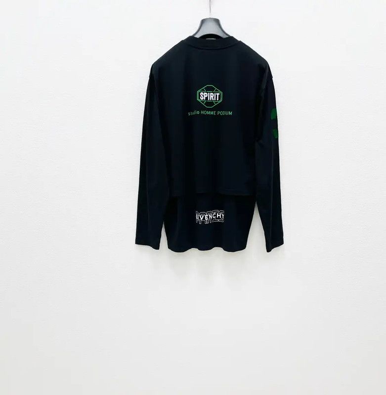 Givenchy Givenchy Black Long Sleeve T-Shirt for Men 0089 Size US L / EU 52-54 / 3 - 1 Thumbnail
