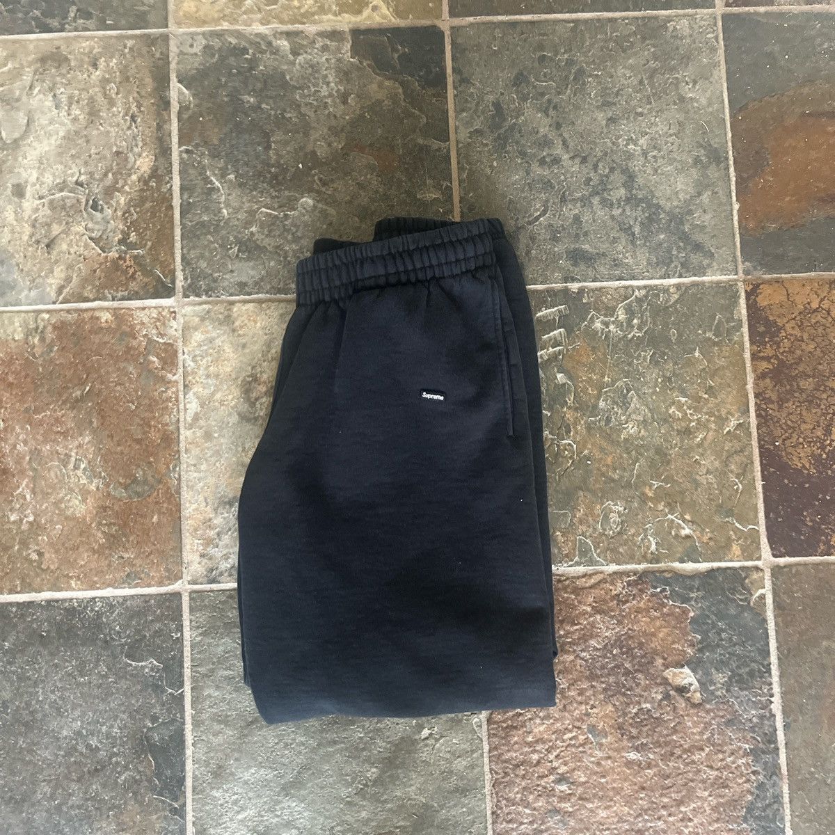 Supreme supreme sweatpants Size US 32 / EU 48 - 3 Thumbnail