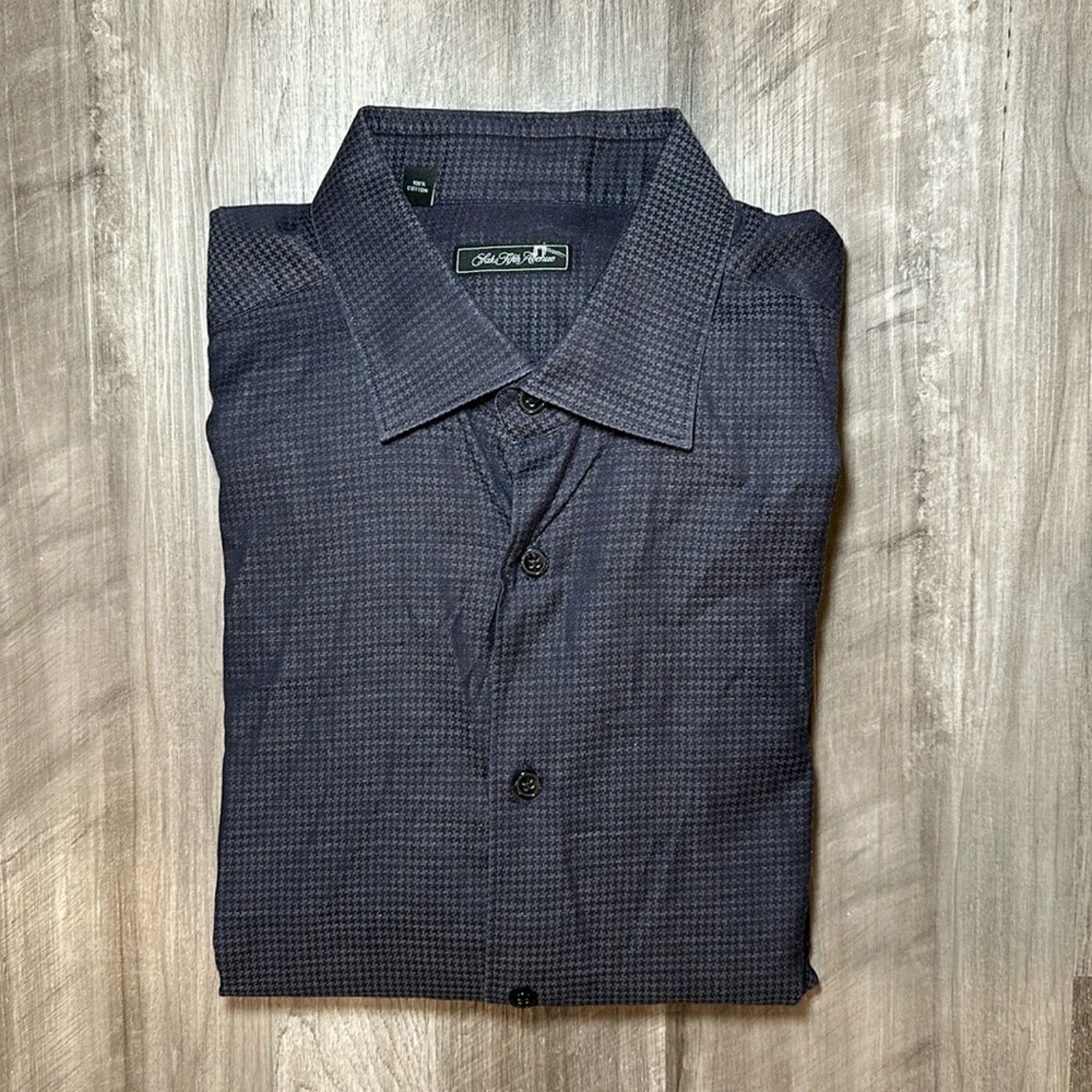Saks Fifth Avenue Saks Fifth Avenue Long Sleeve Button Down - XL Size US XL / EU 56 / 4 - 1 Thumbnail